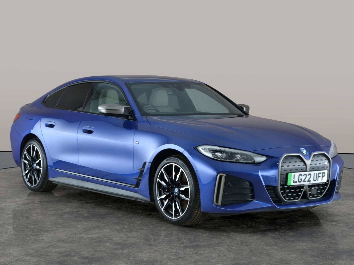 Used BMW i4 2022 for sale - 77318391: Photo 10