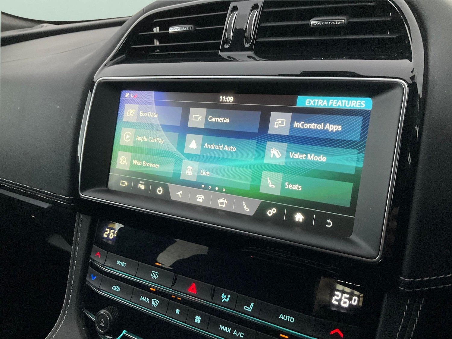 Used Jaguar F-Pace 2020 for sale - 76542589: Photo 17