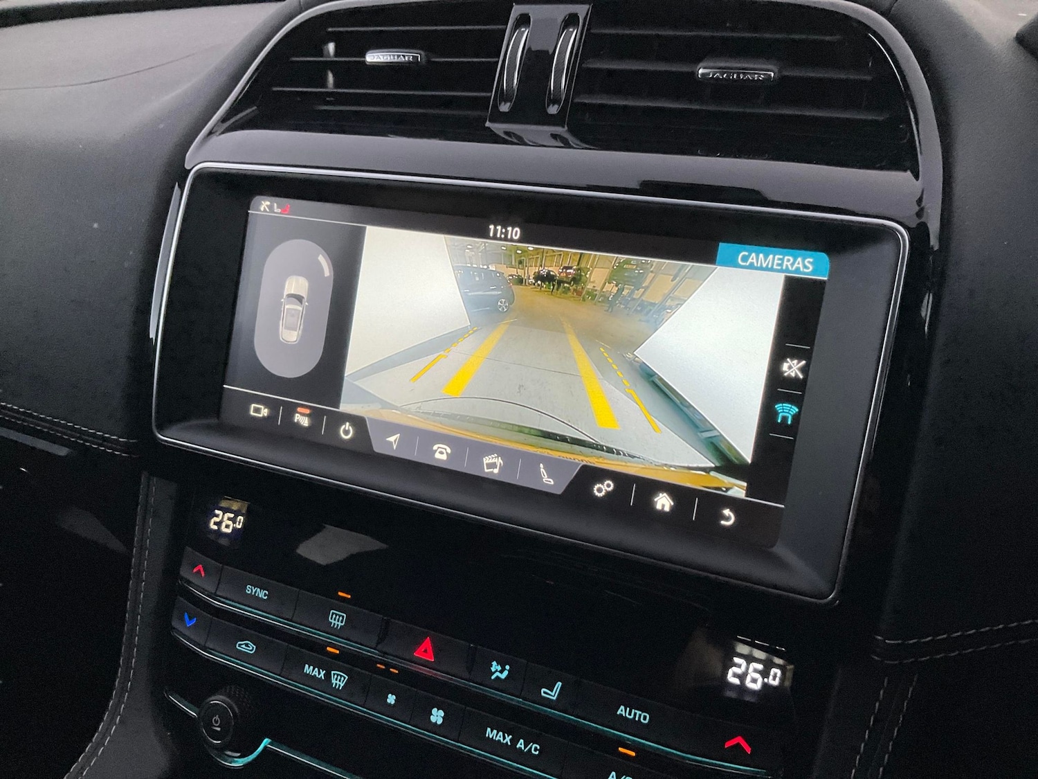 Used Jaguar F-Pace 2020 for sale - 76542589: Photo 6