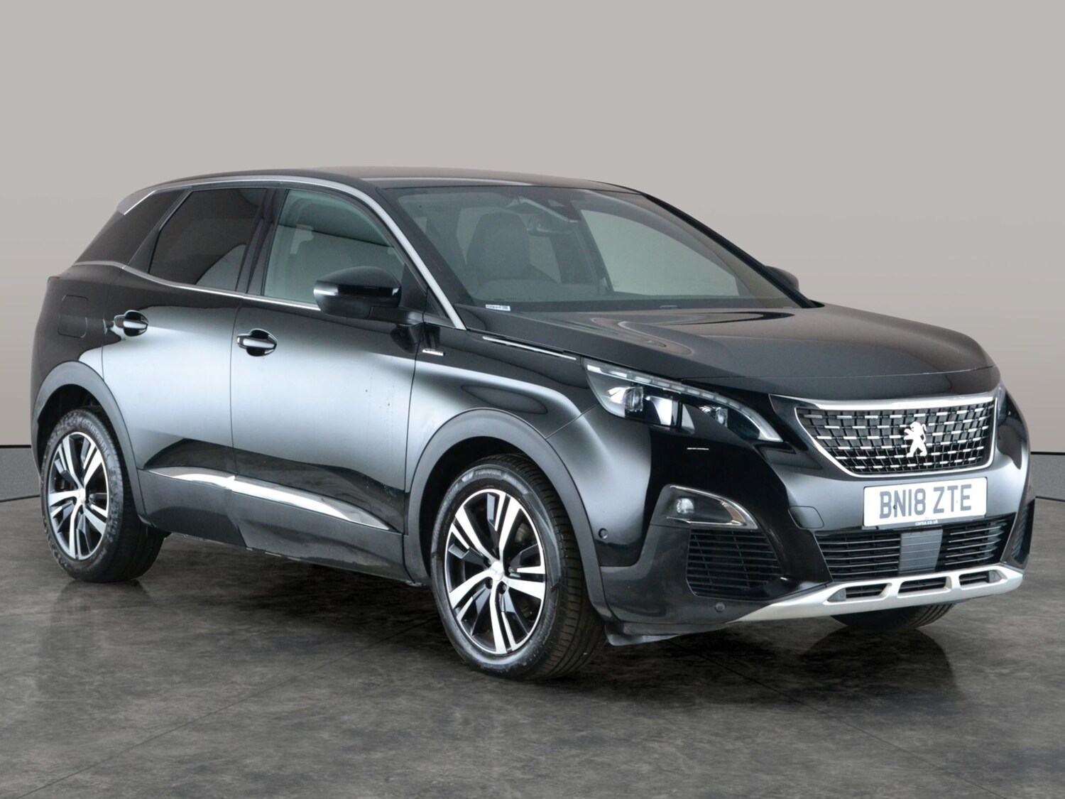 Used Peugeot 3008 2018 for sale - 77815024: Photo 8