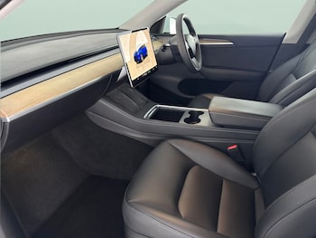 Used Tesla Model Y undefined for sale - 78756328: Photo