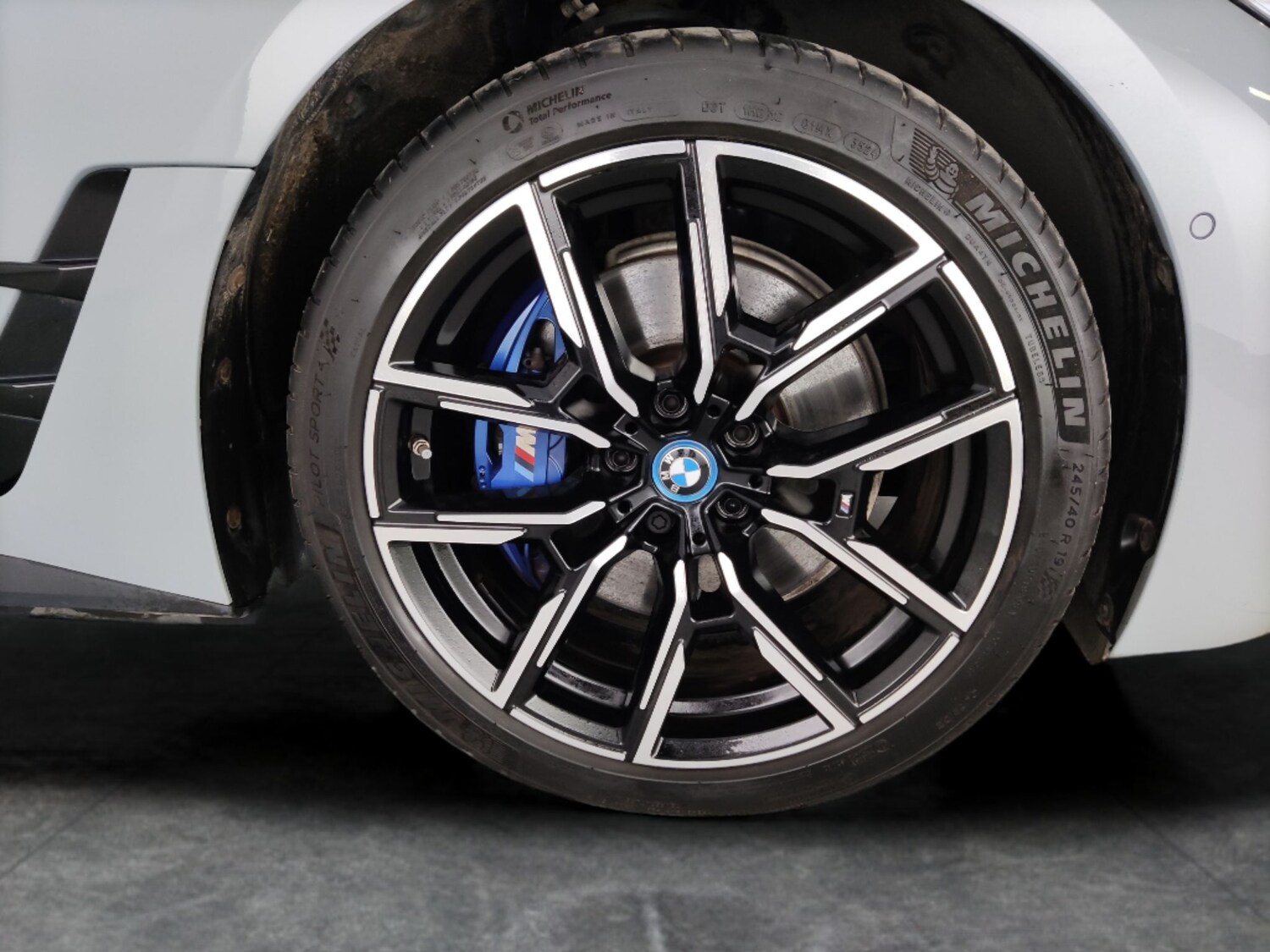 Used BMW i4 2023 for sale - 77962907: Photo 28