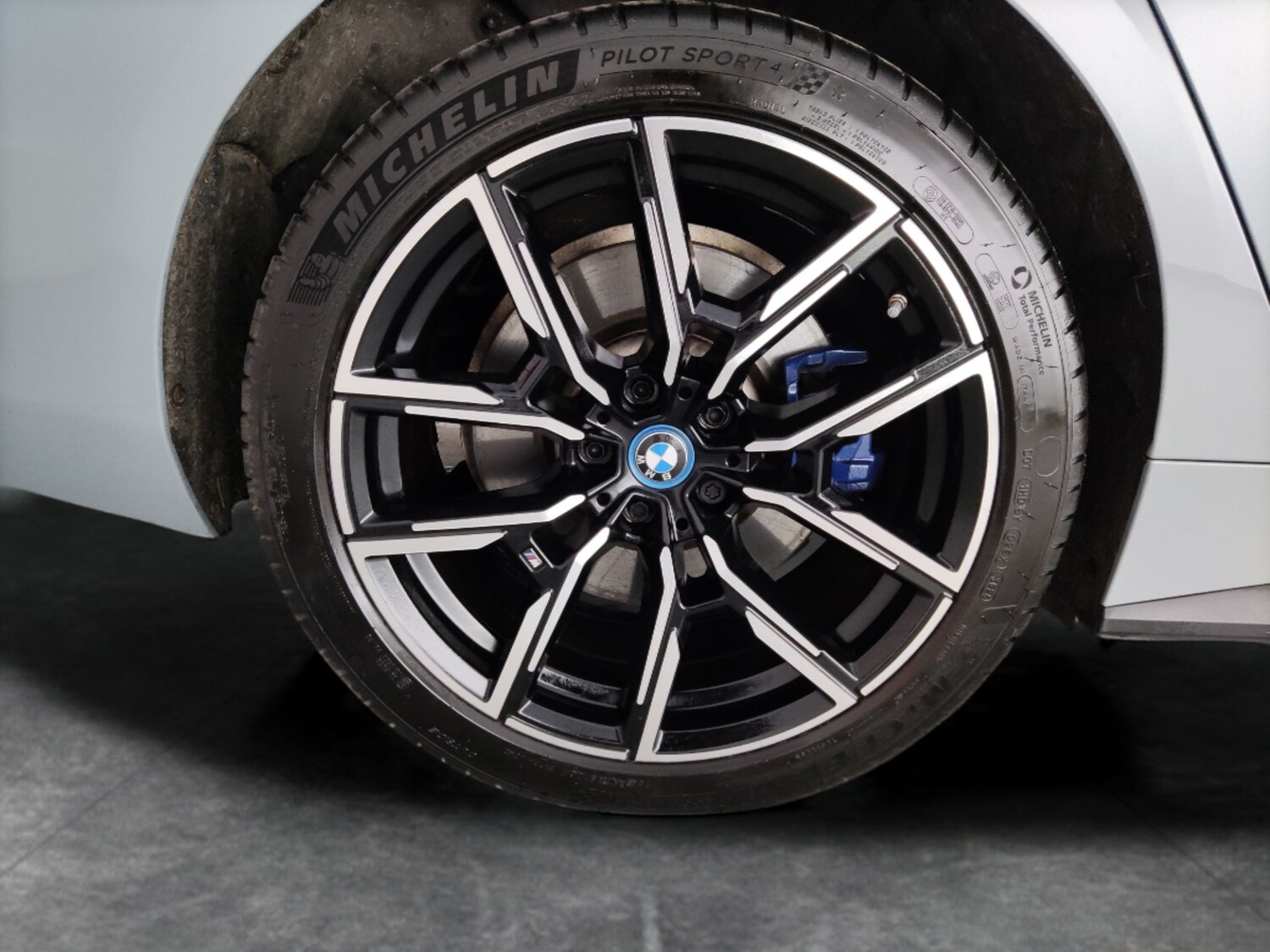 Used BMW i4 2023 for sale - 77962907: Photo 29