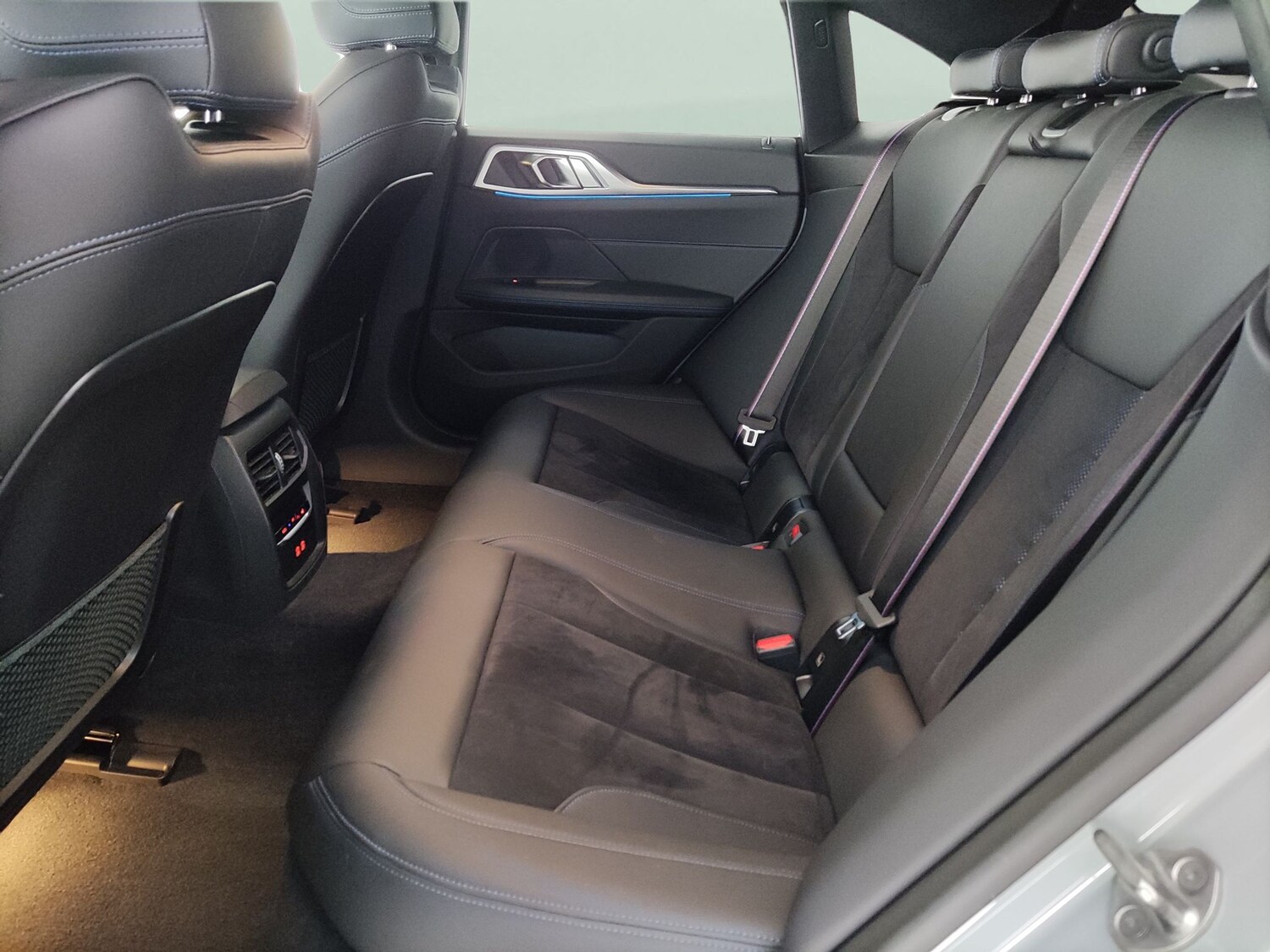 Used BMW i4 2023 for sale - 77962907: Photo 30