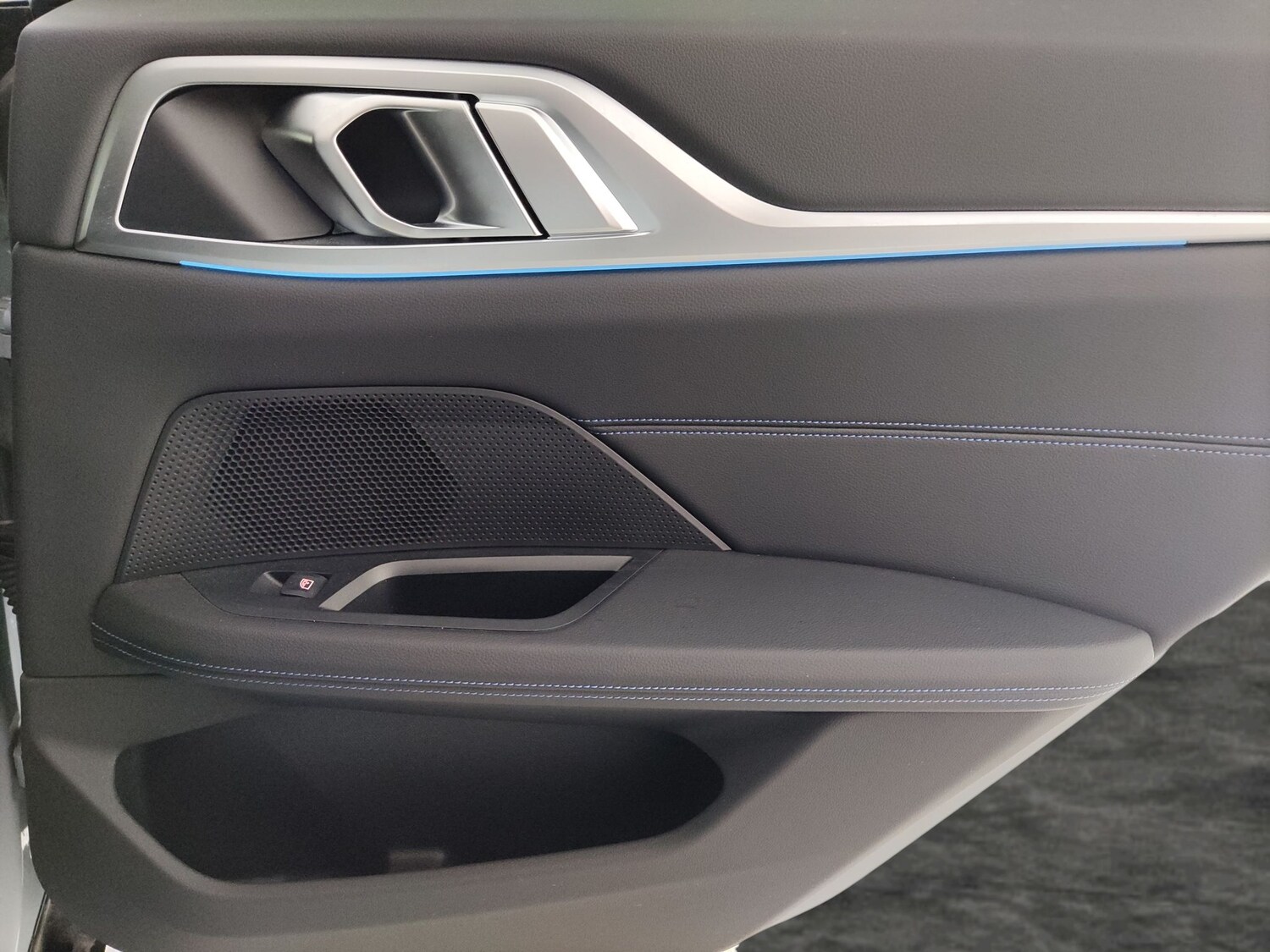 Used BMW i4 2023 for sale - 77962907: Photo 33