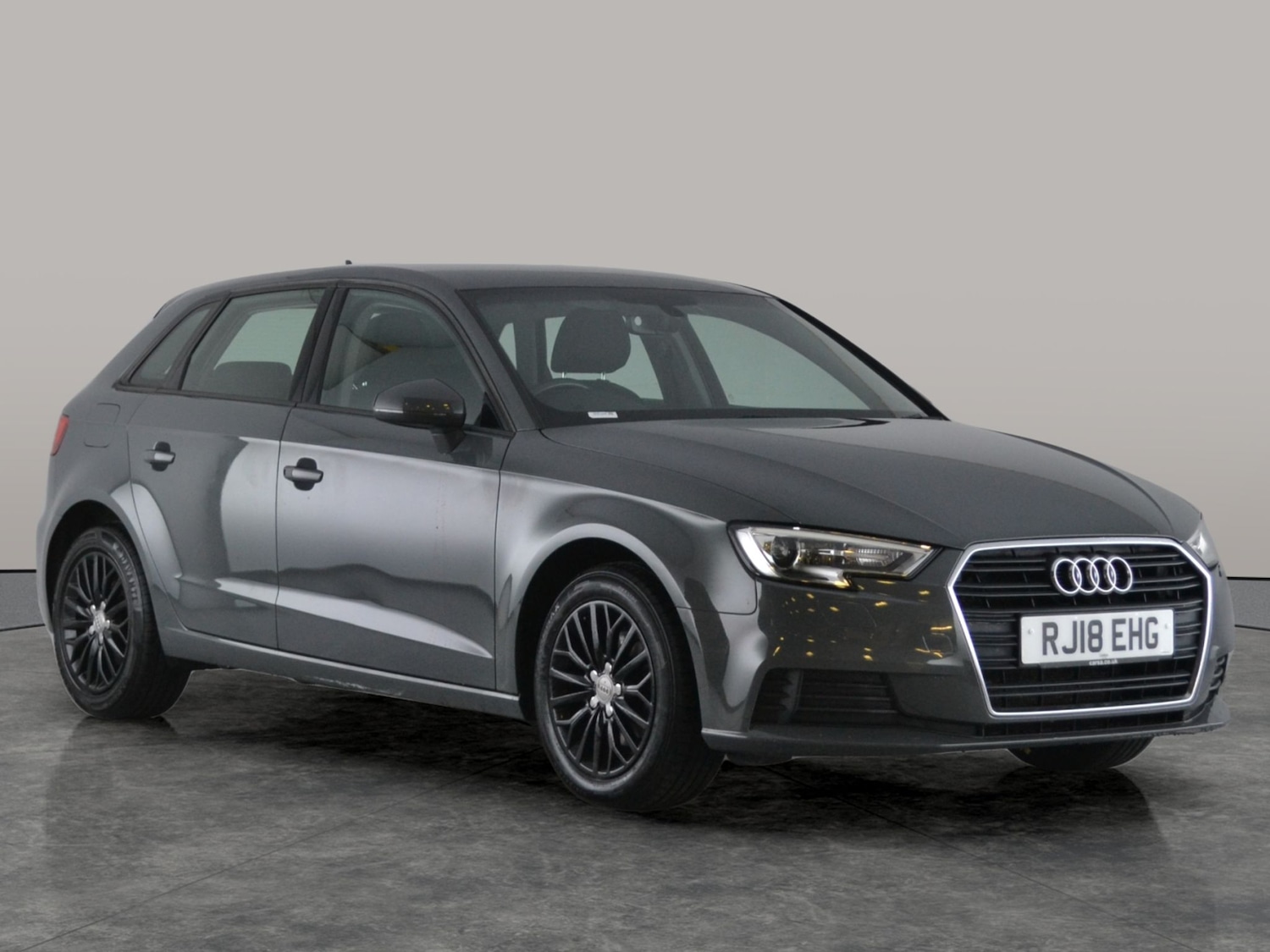 Used Audi A3 2018 for sale - 76353530: Photo 14