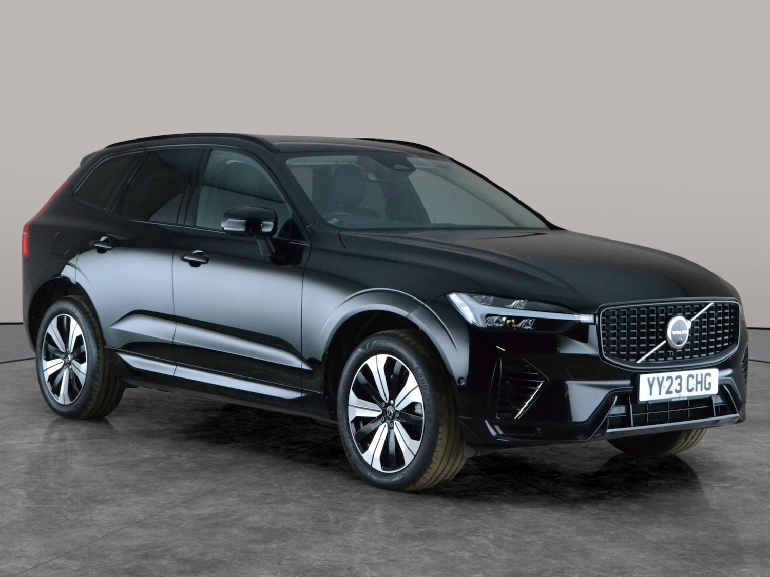 Used Volvo XC60 2023 for sale - 78159704: Photo 9