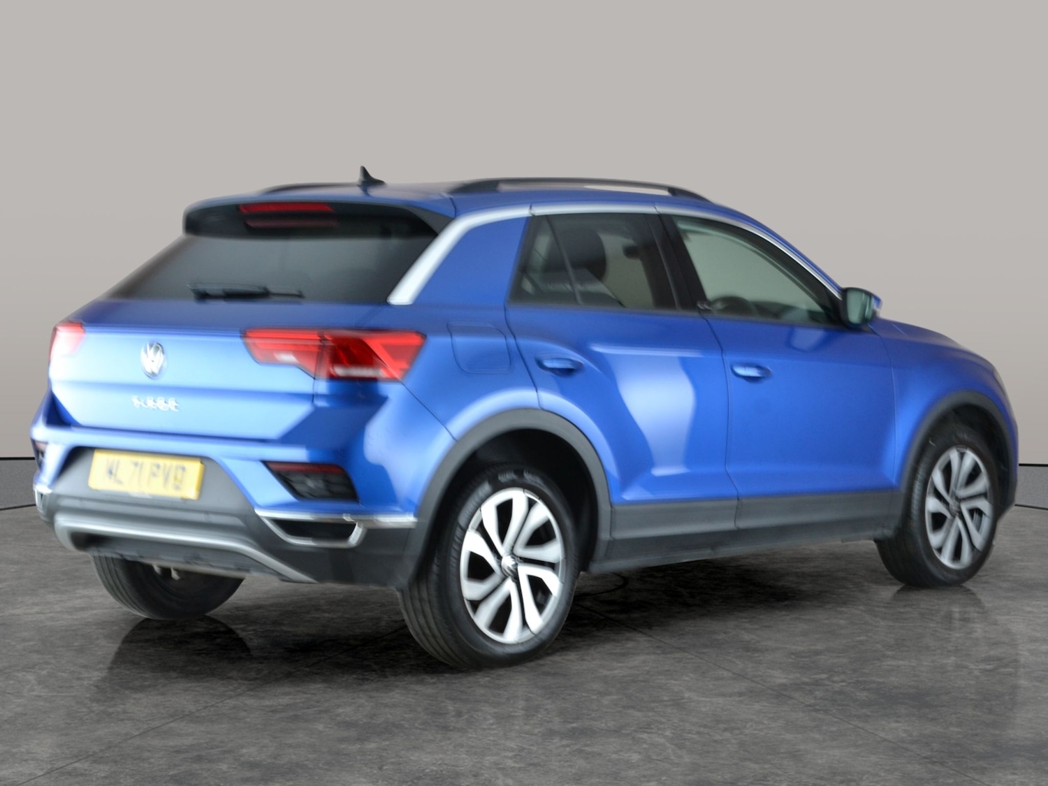 Used Volkswagen T-Roc 2022 for sale - 77324275: Photo 9