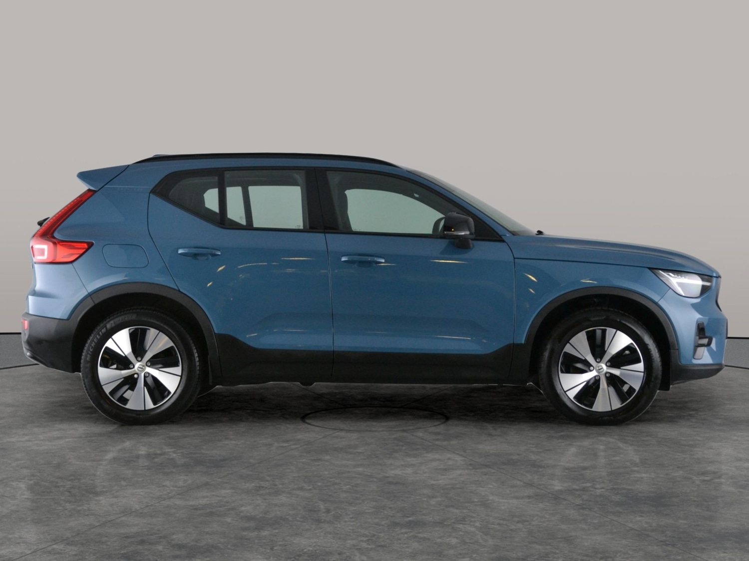Used Volvo XC40 2023 for sale - 78207327: Photo 12