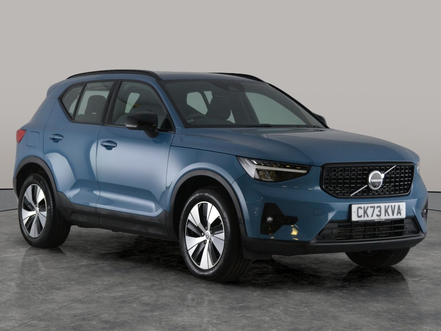 Used Volvo XC40 2023 for sale - 78207327: Photo 13