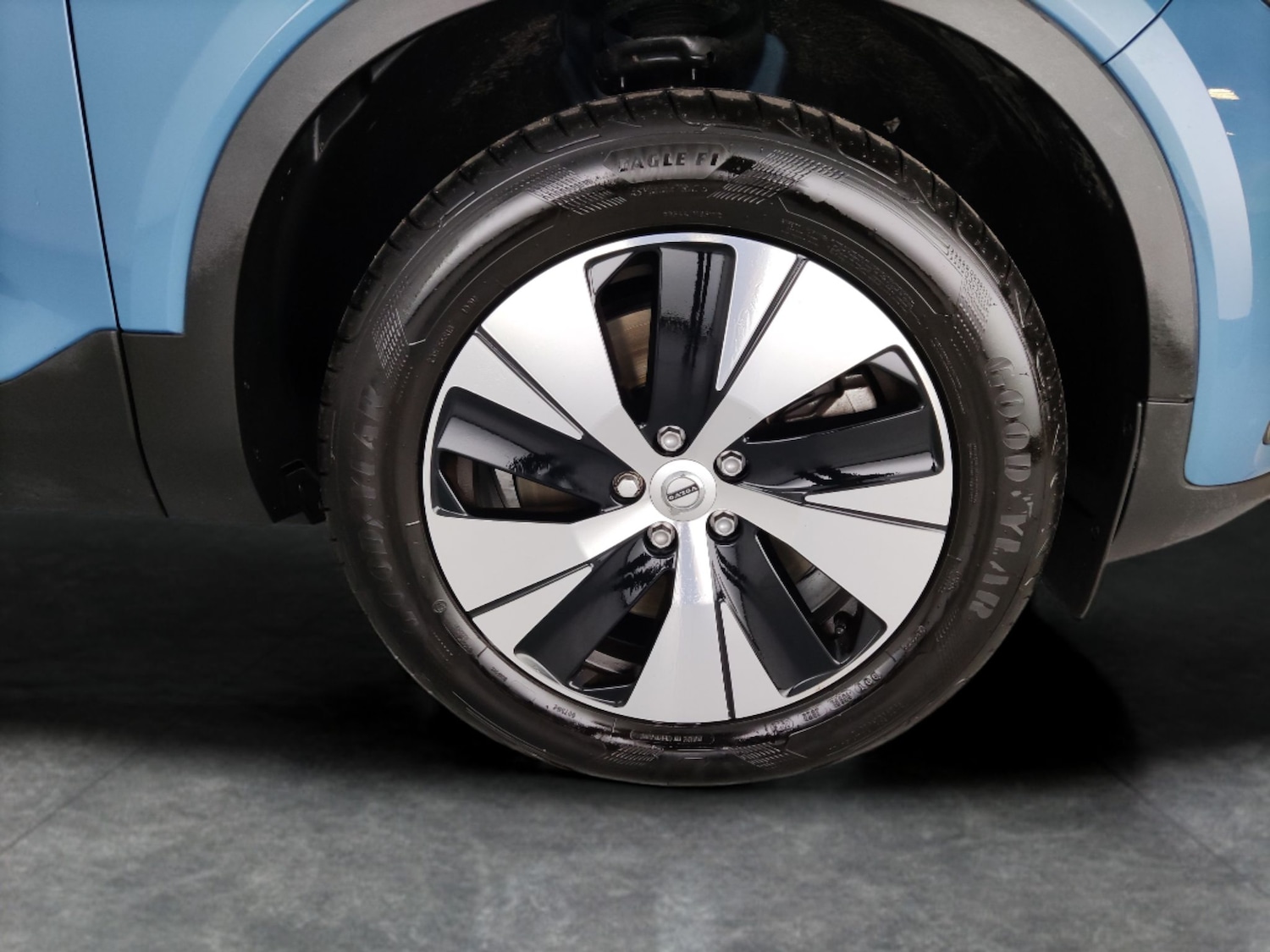 Used Volvo XC40 2023 for sale - 78207327: Photo 26