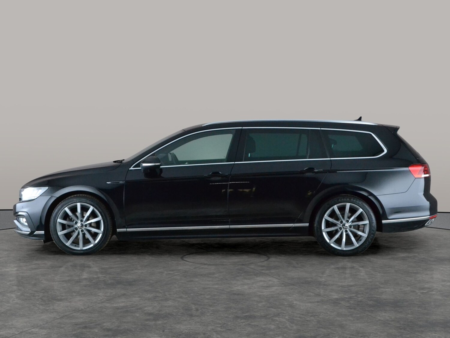 Used Volkswagen Passat 2021 for sale - 77984689: Photo 13