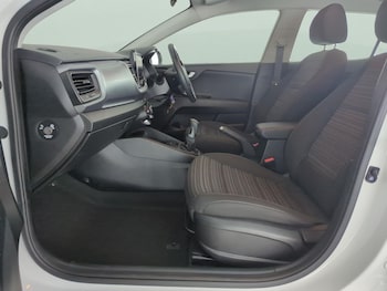 Used Kia Stonic 2022 for sale - 77360926: Photo