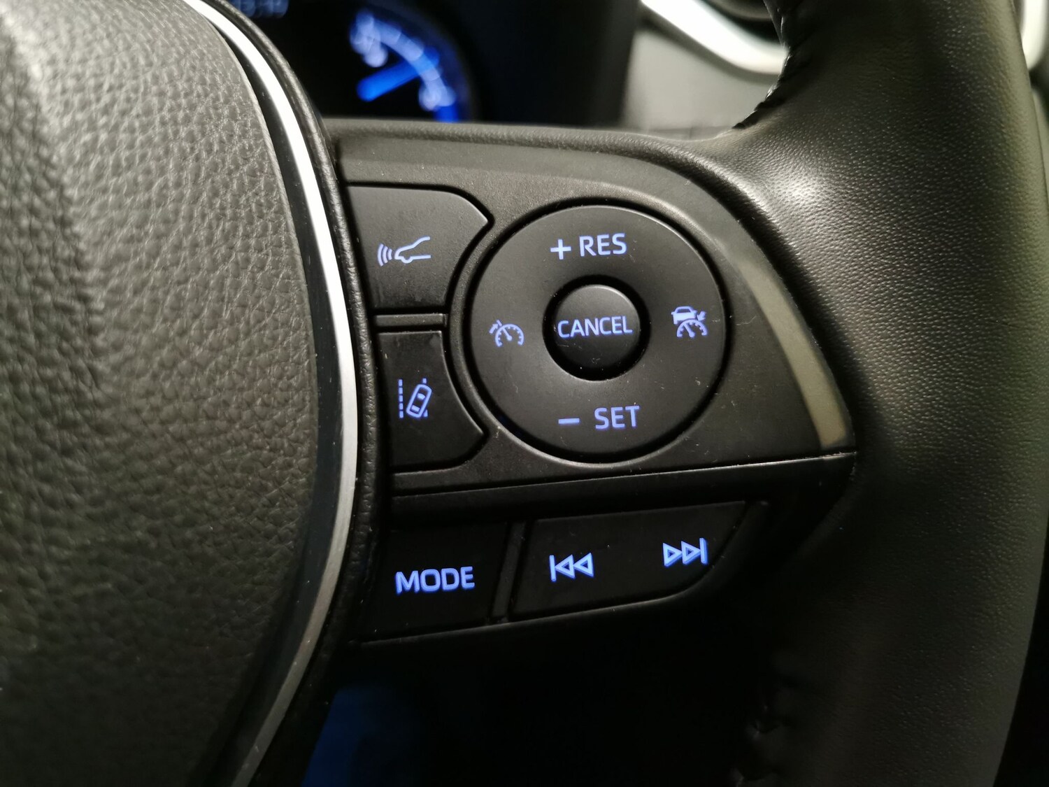 Used Toyota RAV4 2022 for sale - 77569824: Photo 19