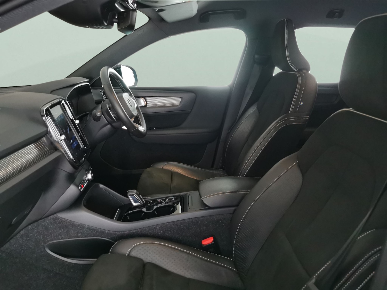 Used Volvo XC40 2019 for sale - 78163648: Photo 4