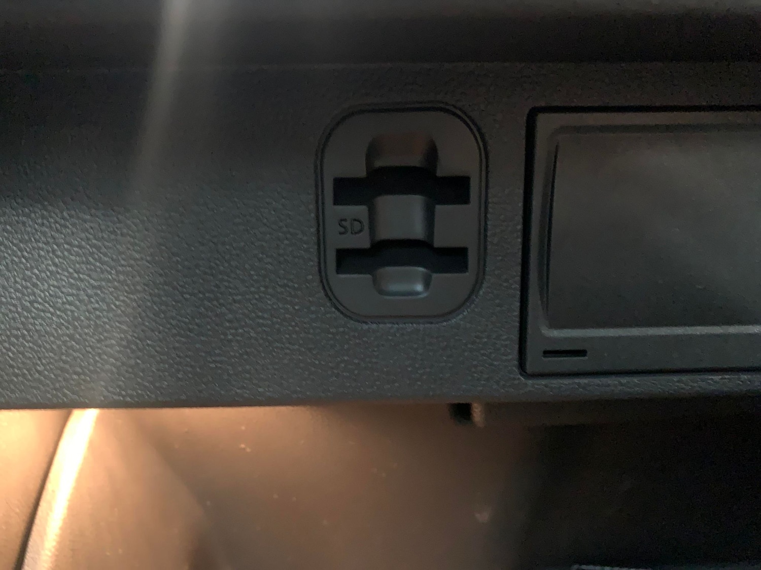 Used Volkswagen T-Roc 2022 for sale - 76439725: Photo 18