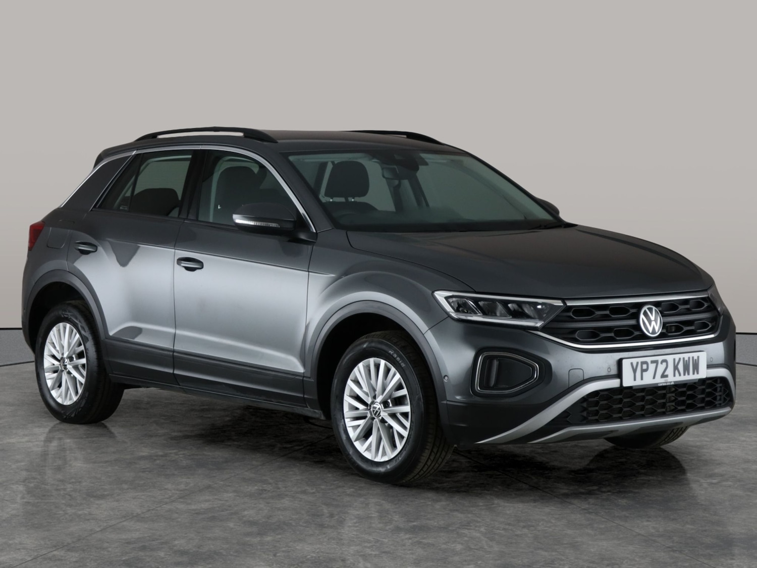 Used Volkswagen T-Roc 2022 for sale - 76439725: Photo 9