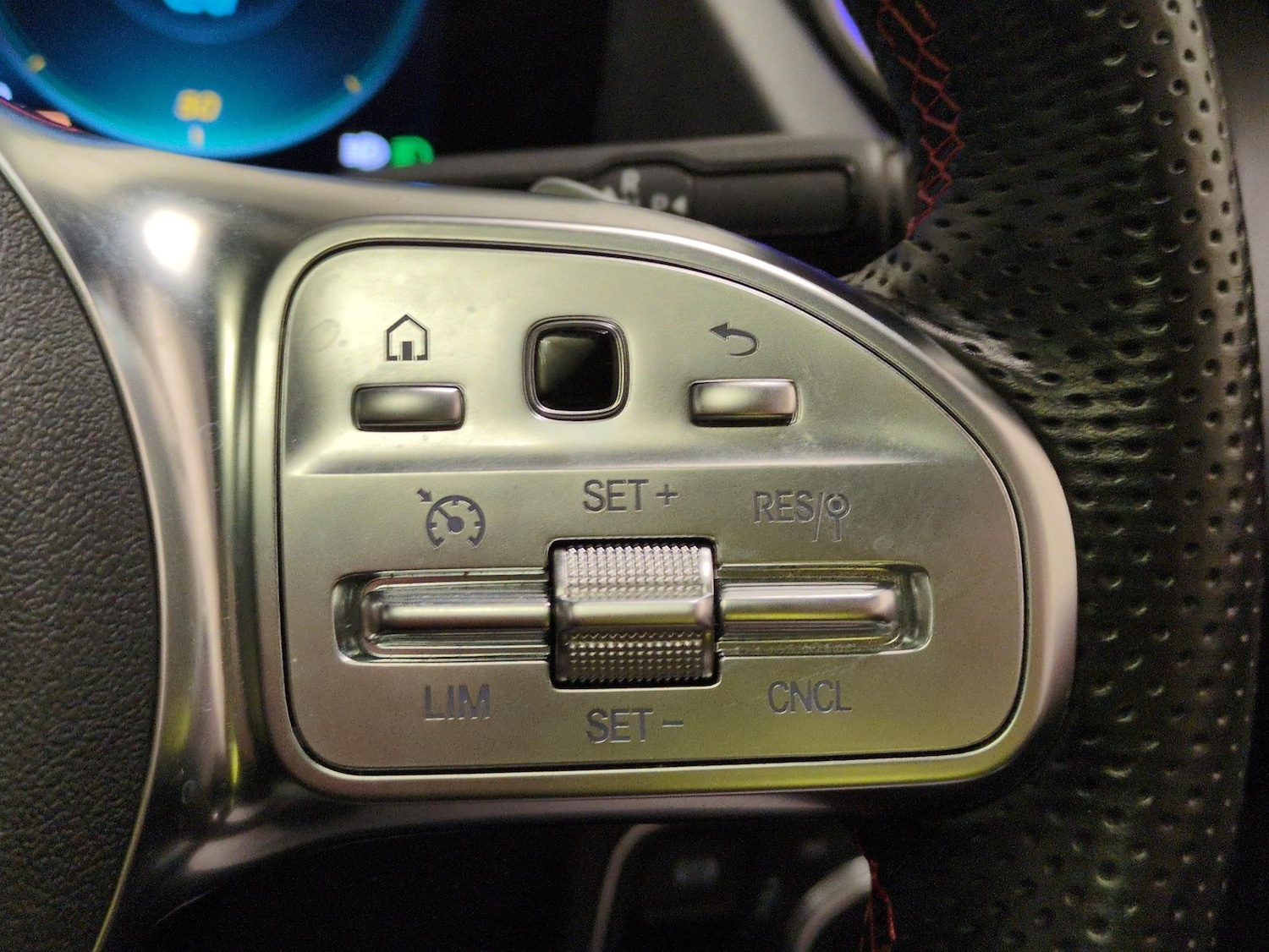 Used Mercedes-Benz EQA 2023 for sale - 77894152: Photo 24