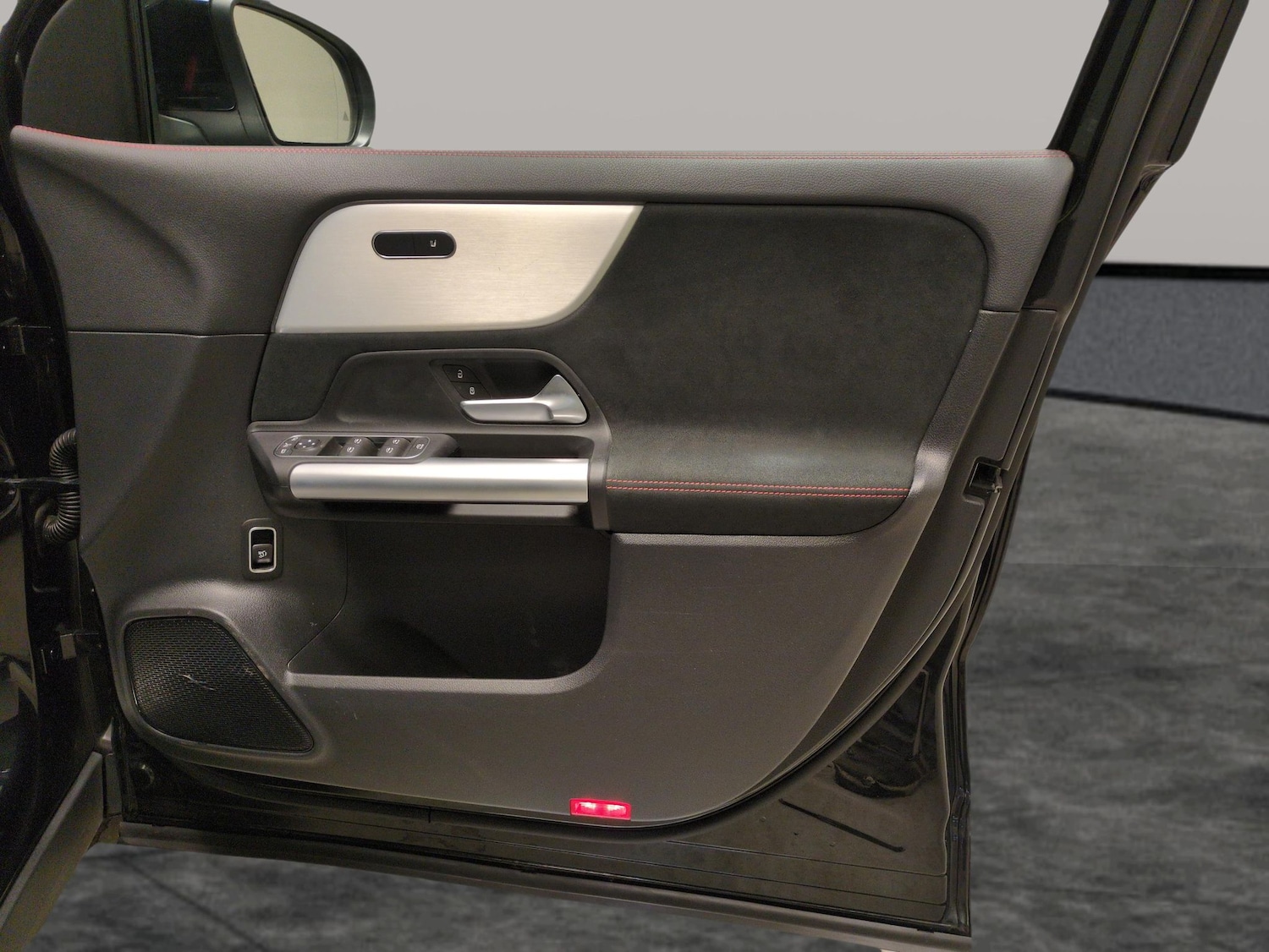 Used Mercedes-Benz EQA 2023 for sale - 77894152: Photo 36