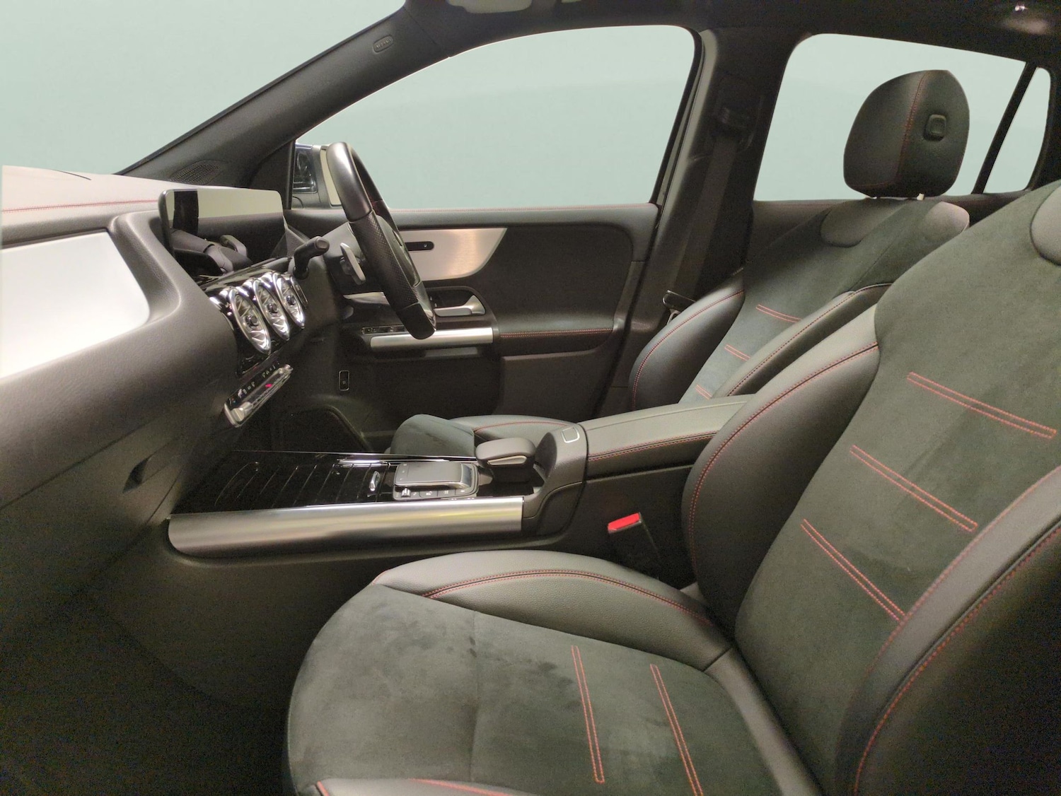 Used Mercedes-Benz EQA 2023 for sale - 77894152: Photo 4