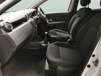 Used Dacia Duster 2019 for sale - 78974601: Photo