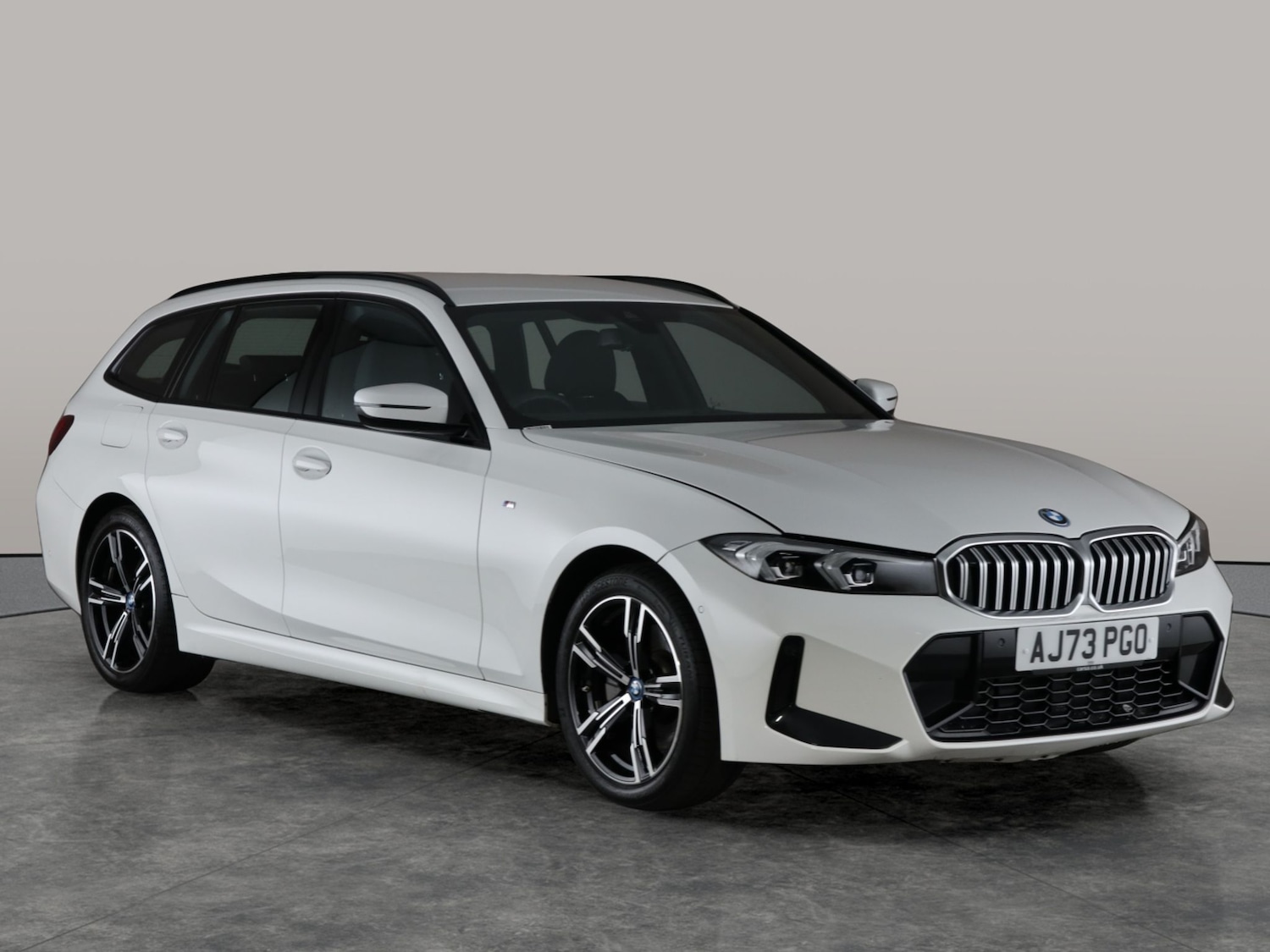 Used BMW 3 Series 2024 for sale - 76452529: Photo 12