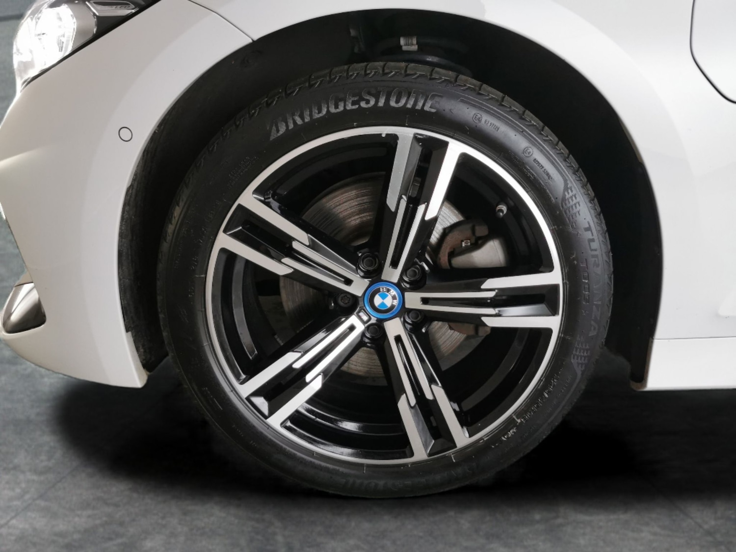 Used BMW 3 Series 2024 for sale - 76452529: Photo 34