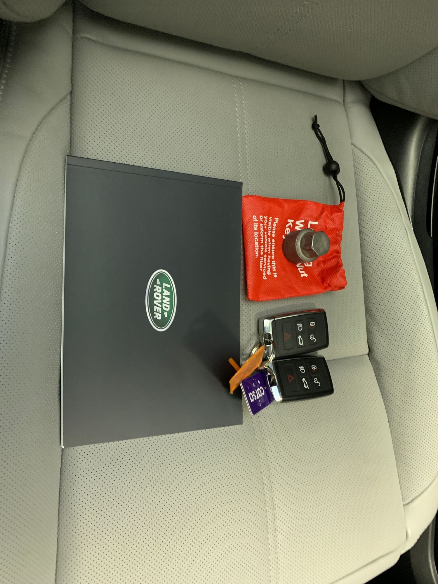 Used Land Rover Range Rover Velar 2024 for sale - 76958270: Photo 40