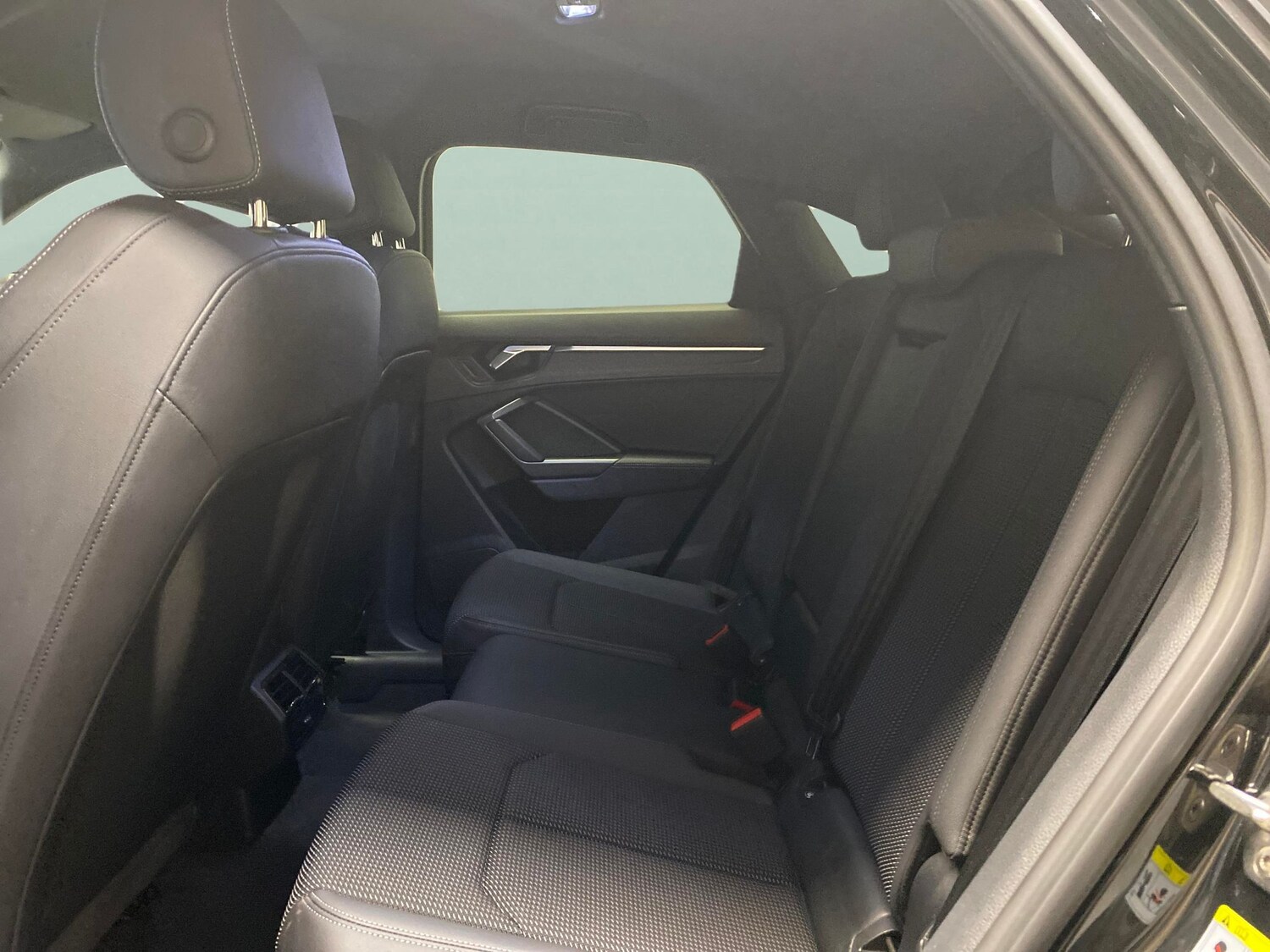 Used Audi Q3 2023 for sale - 77965702: Photo 25