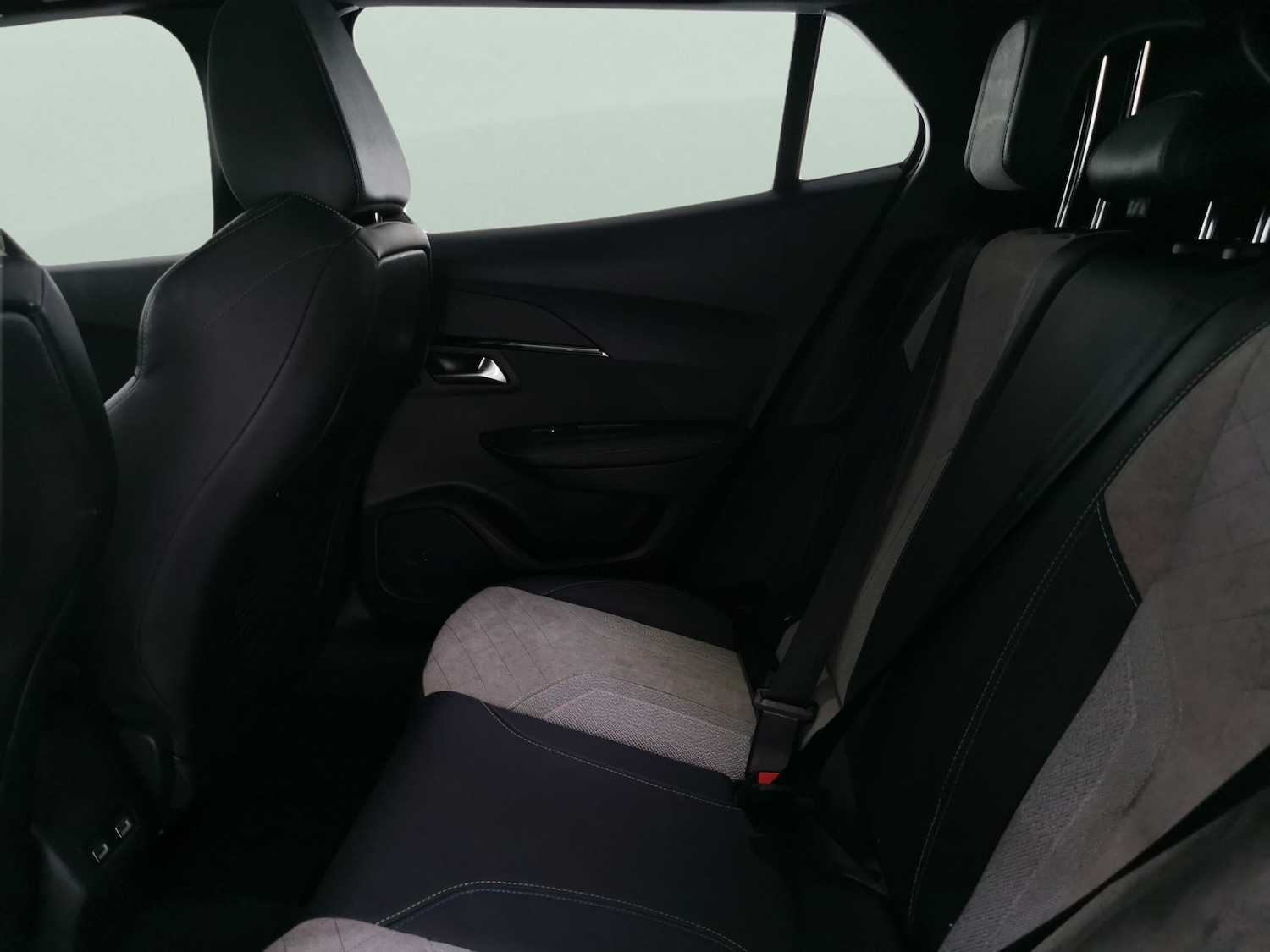 Used Peugeot 2008 2021 for sale - 77718445: Photo 28