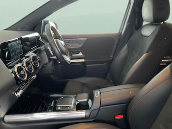 Used Mercedes-Benz GLA 2021 for sale - 76542594: Photo