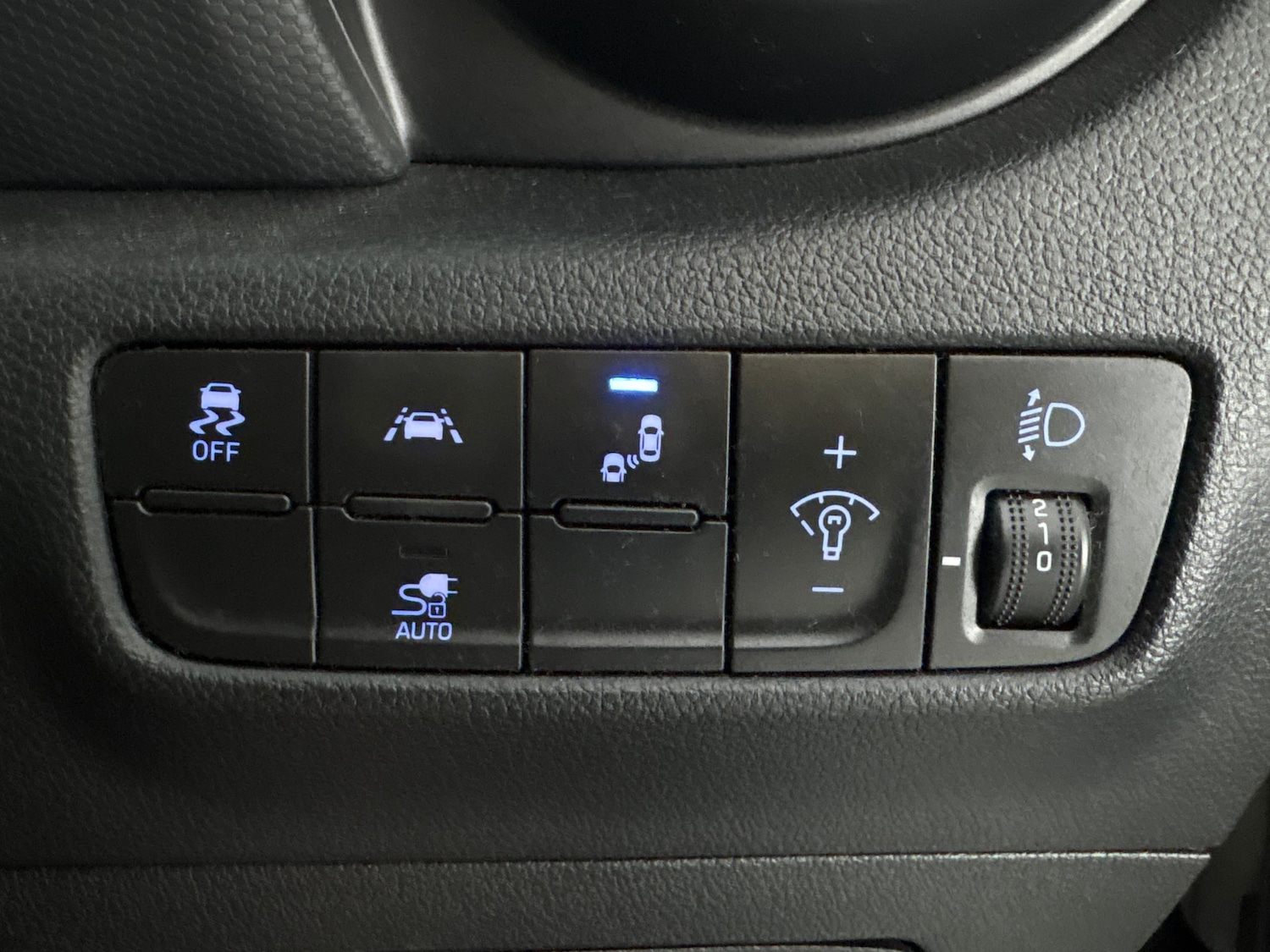 Used Hyundai KONA 2020 for sale - 76696810: Photo 24