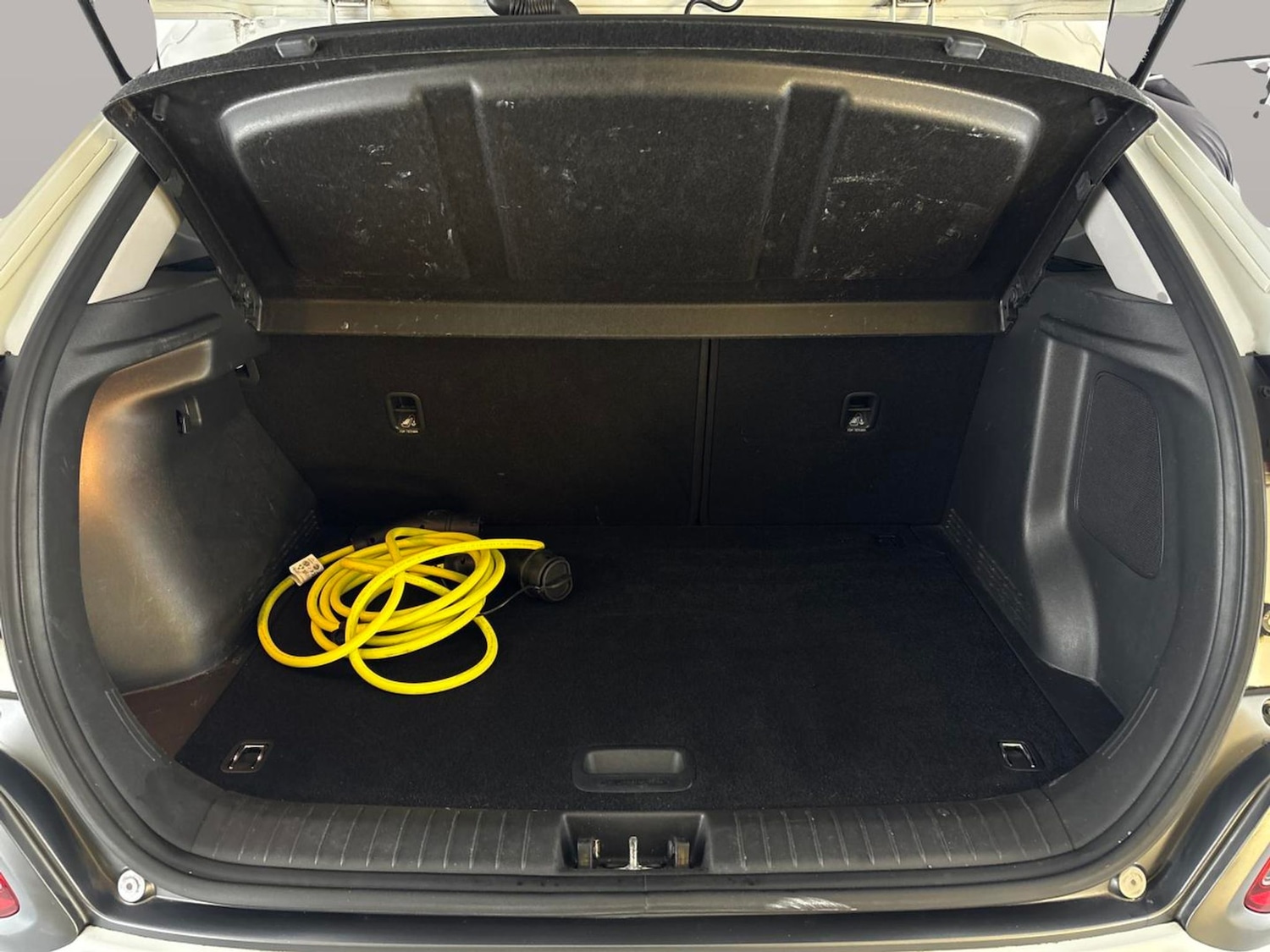 Used Hyundai KONA 2020 for sale - 76696810: Photo 35