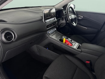 Used Hyundai KONA 2020 for sale - 76696810: Photo