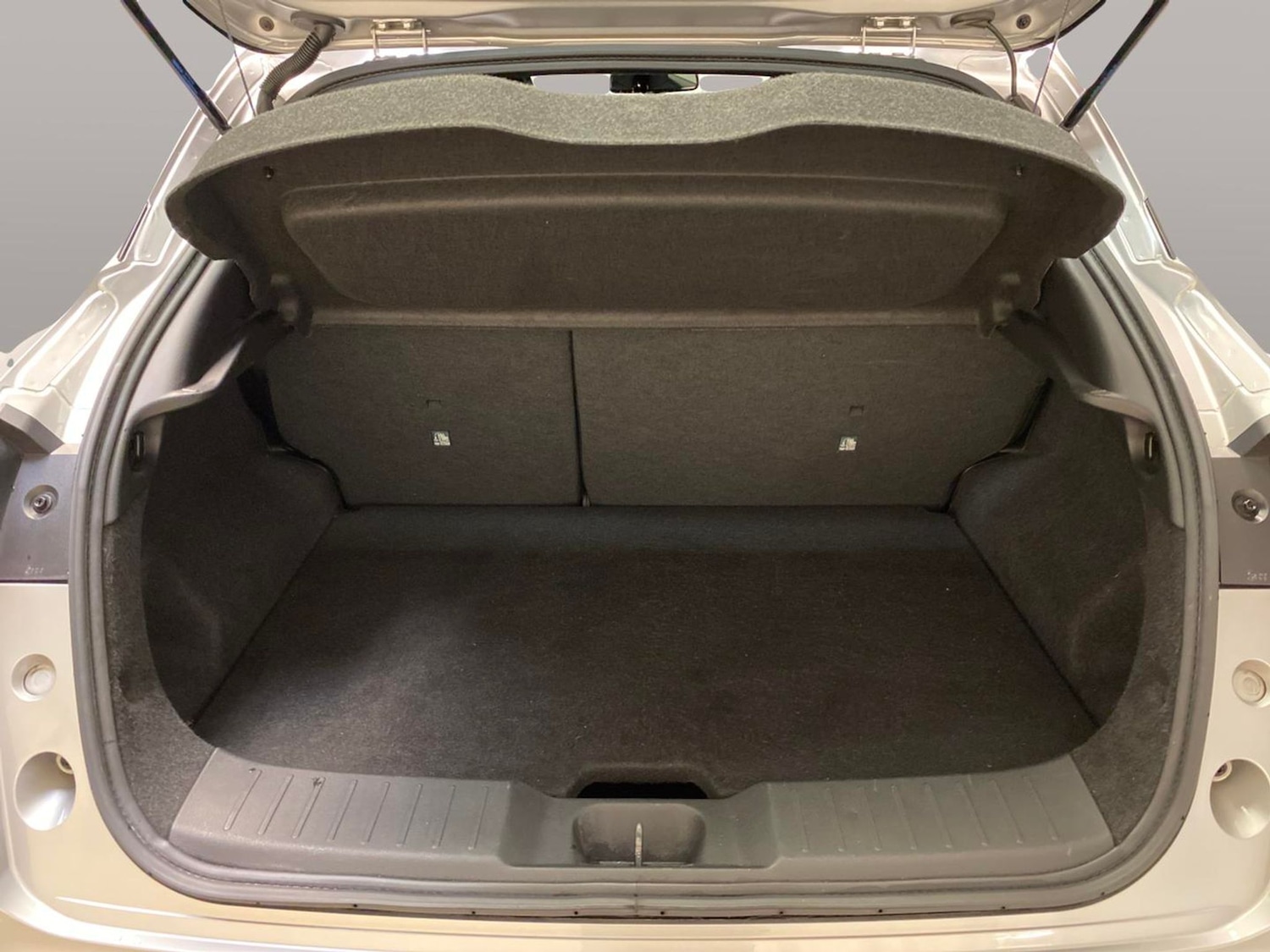 Used Nissan Juke 2023 for sale - 77815017: Photo 32