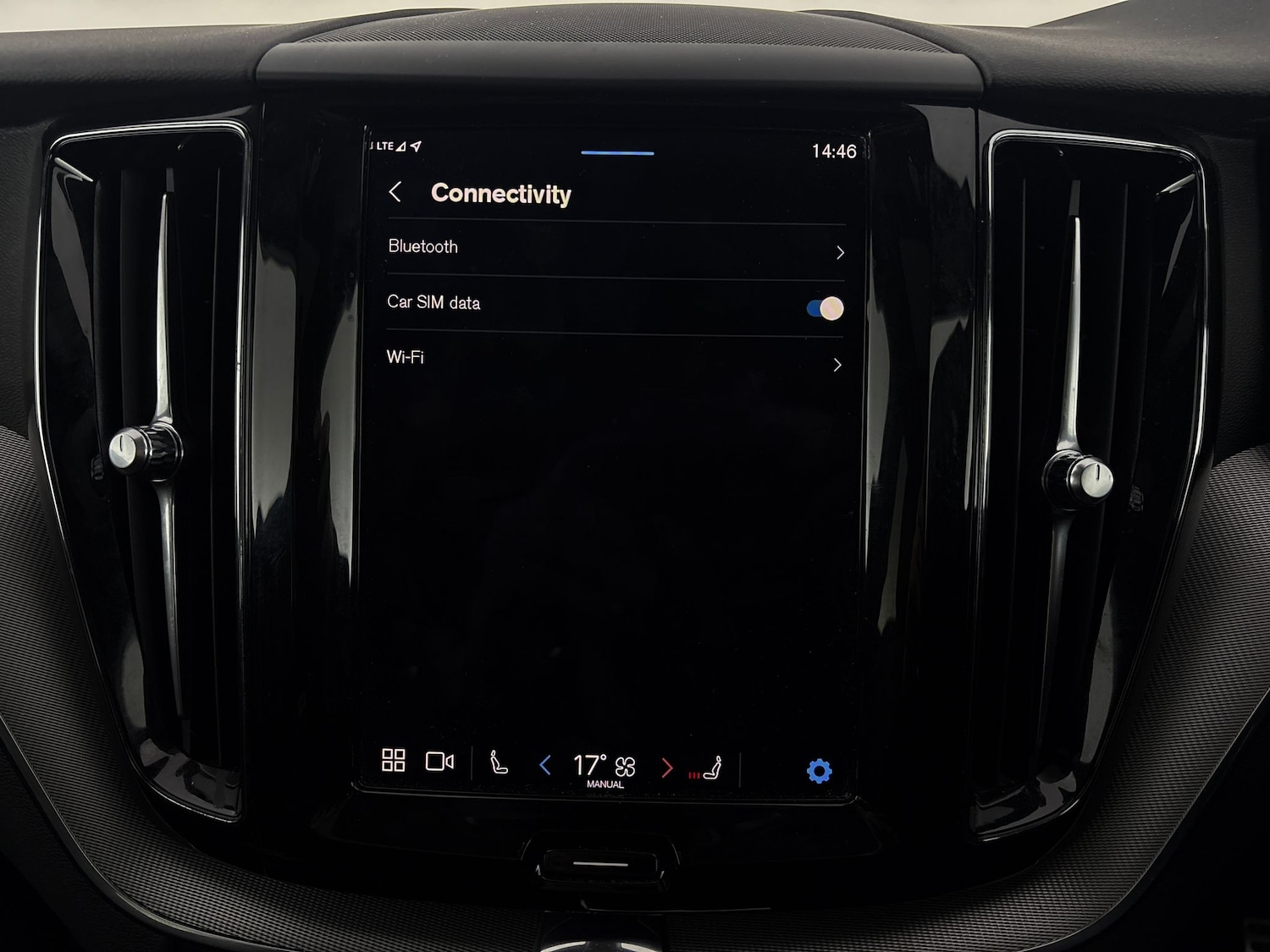 Used Volvo XC60 2021 for sale - 77337325: Photo 22