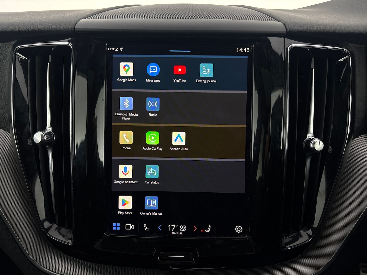 Used Volvo XC60 2021 for sale - 77337325: Photo 23