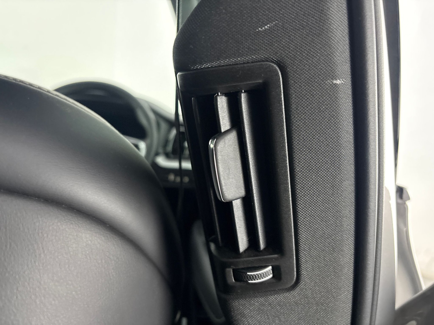 Used Volvo XC60 2021 for sale - 77337325: Photo 27