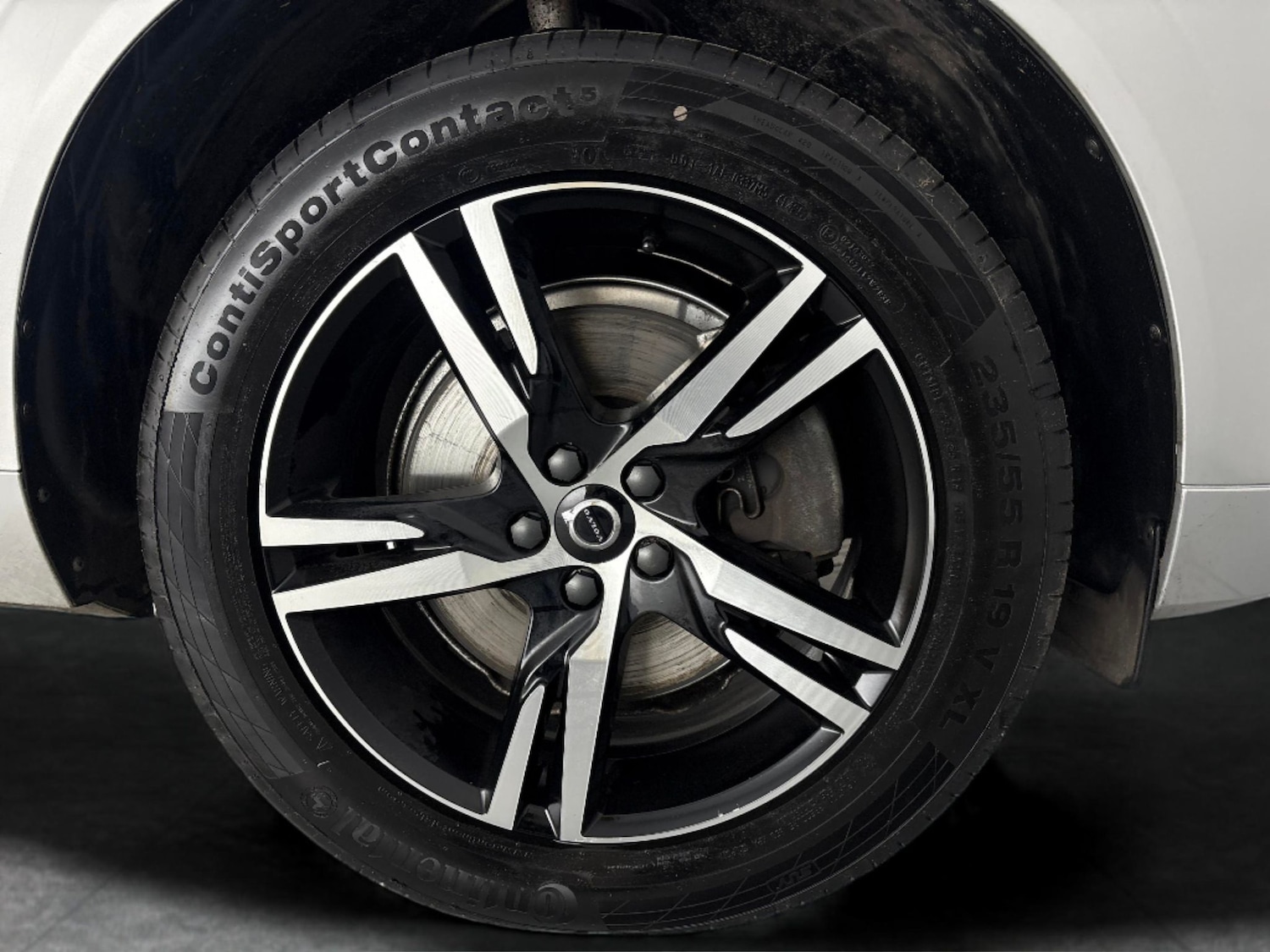 Used Volvo XC60 2021 for sale - 77337325: Photo 32