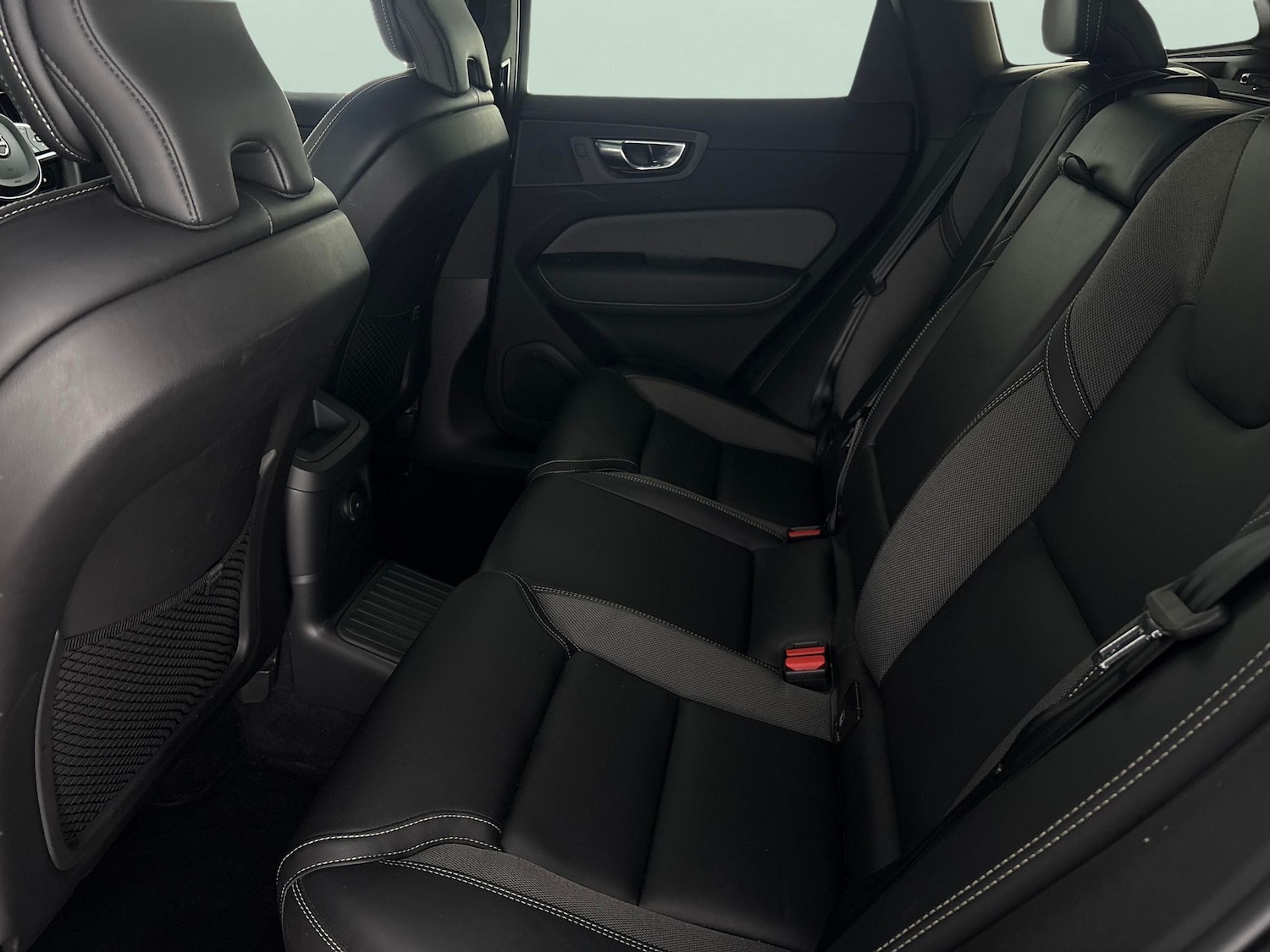 Used Volvo XC60 2021 for sale - 77337325: Photo 34