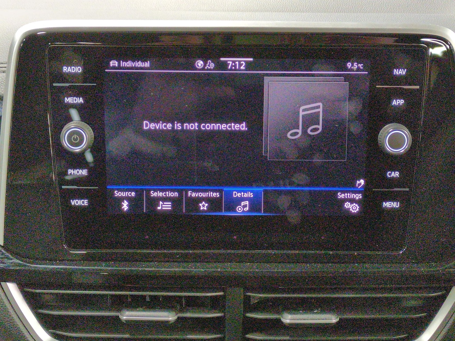 Used Volkswagen T-Roc 2025 for sale - 77286049: Photo 14