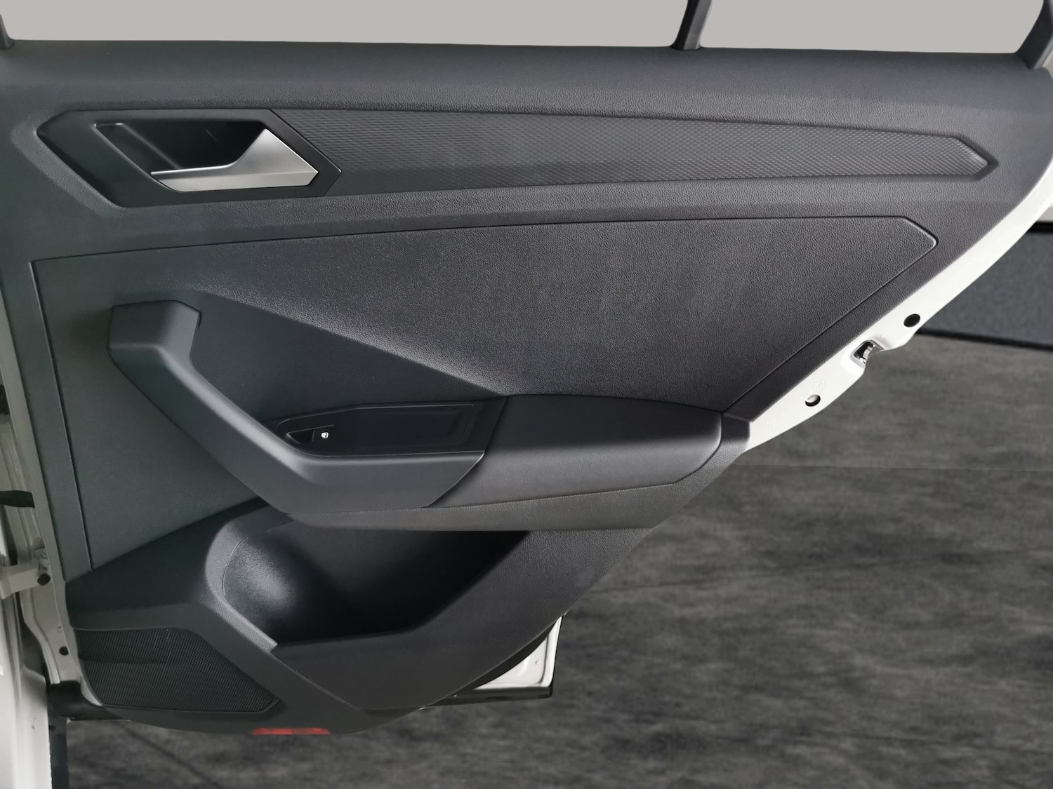 Used Volkswagen T-Roc 2025 for sale - 77286049: Photo 30