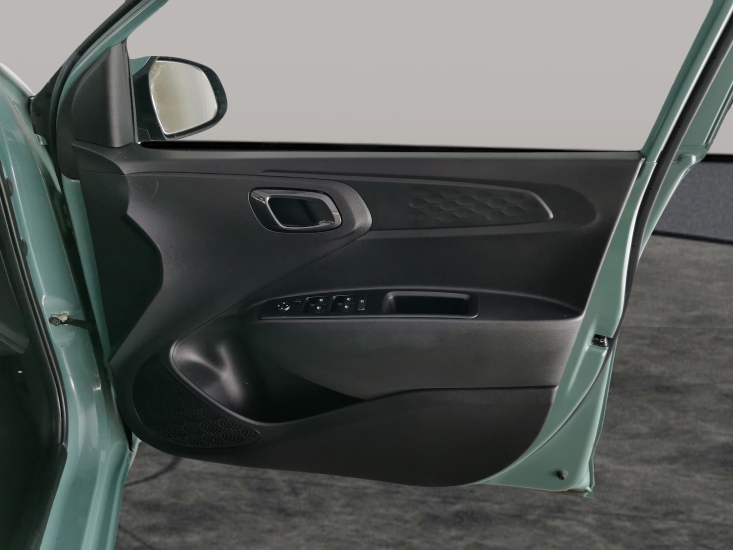 Used Hyundai i10 2023 for sale - 77555753: Photo 24