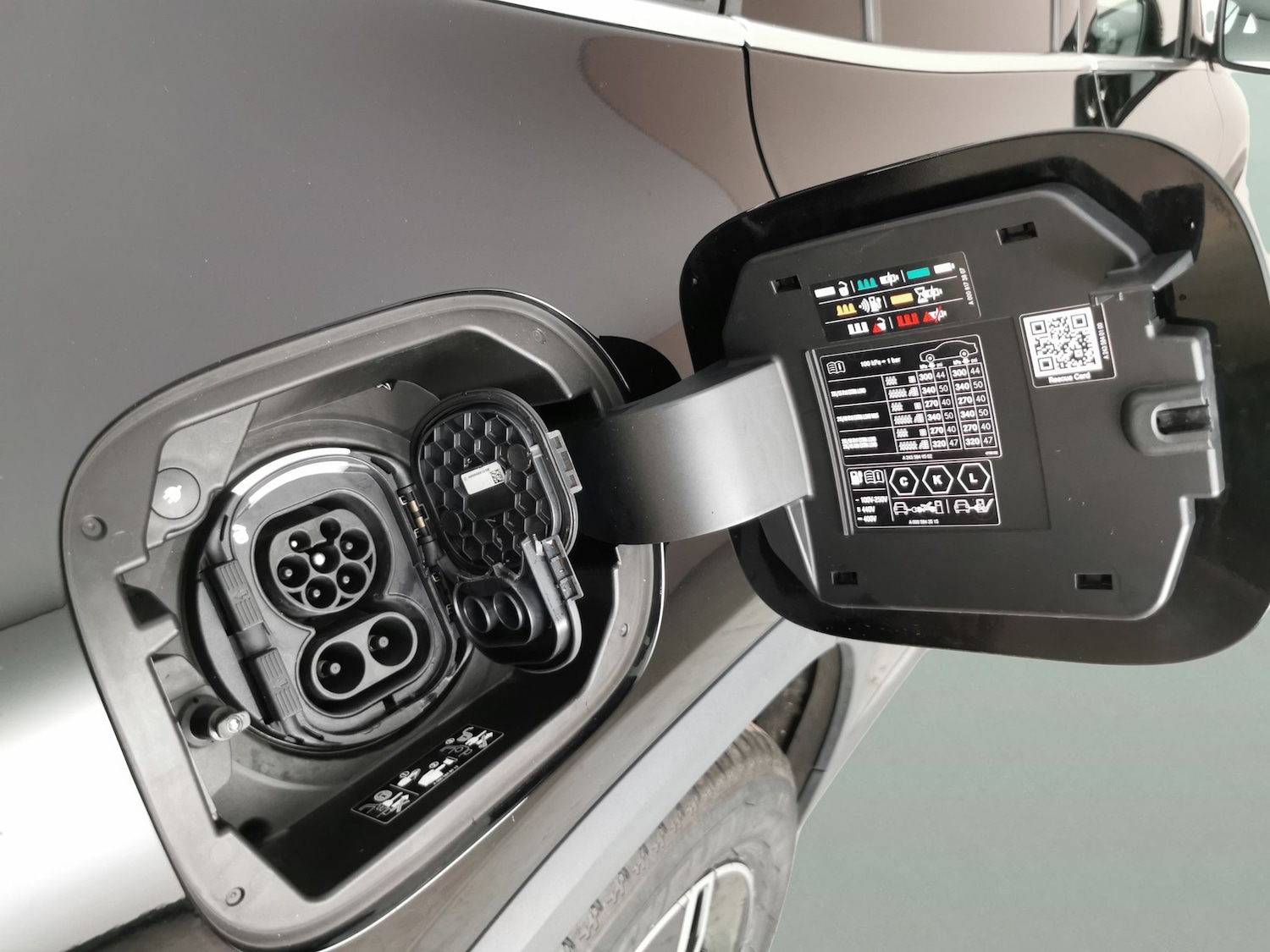 Used Mercedes-Benz EQA 2022 for sale - 77054398: Photo 30