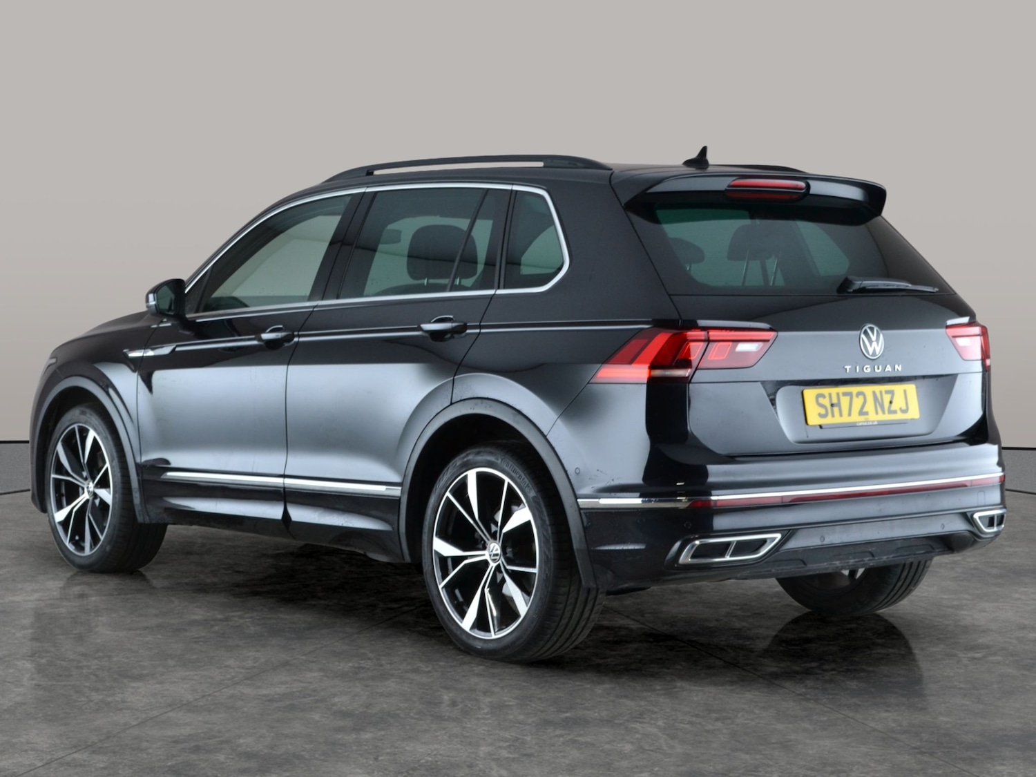 Used Volkswagen Tiguan 2023 for sale - 77319275: Photo 11