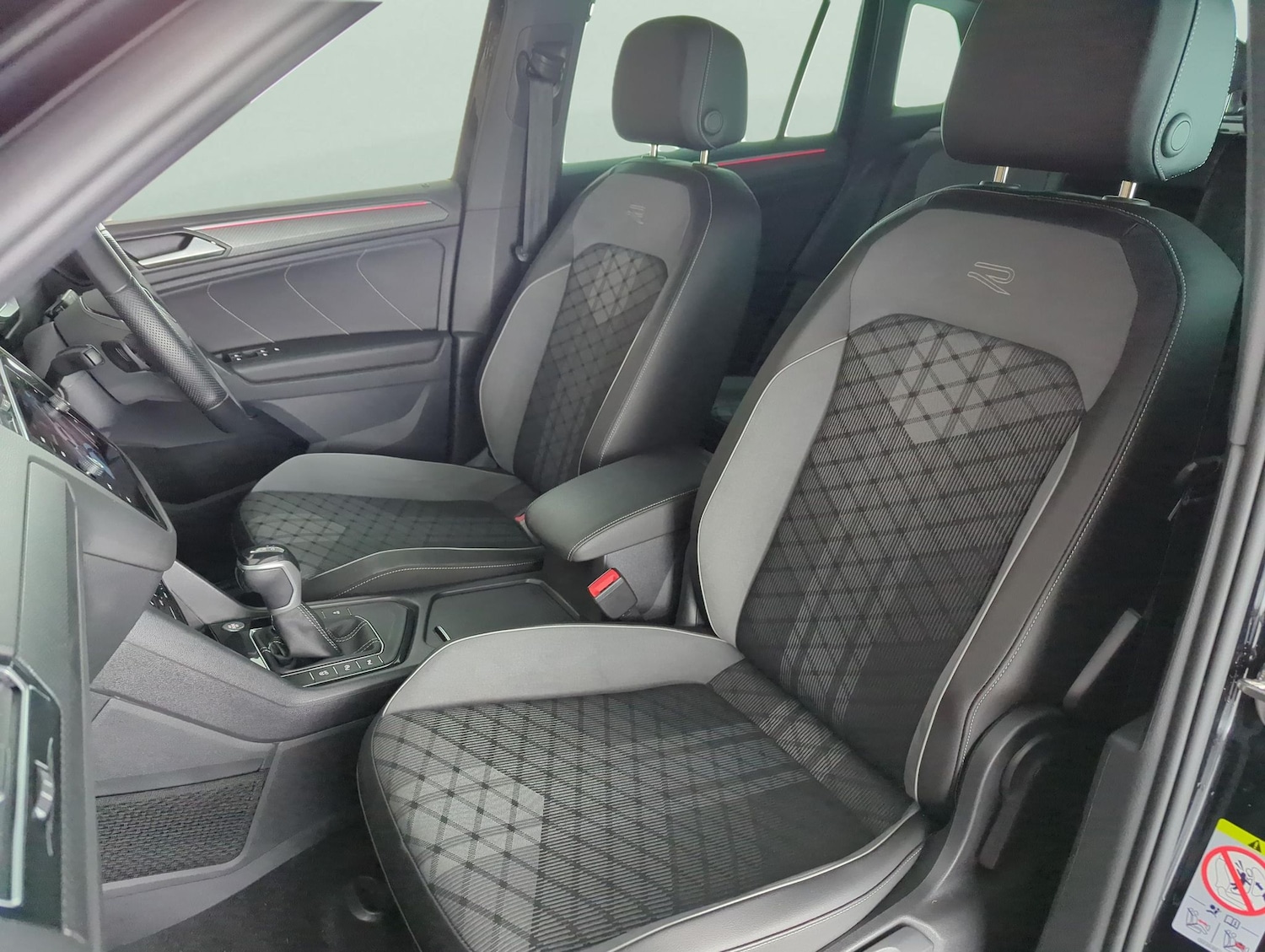 Used Volkswagen Tiguan 2023 for sale - 77319275: Photo 26