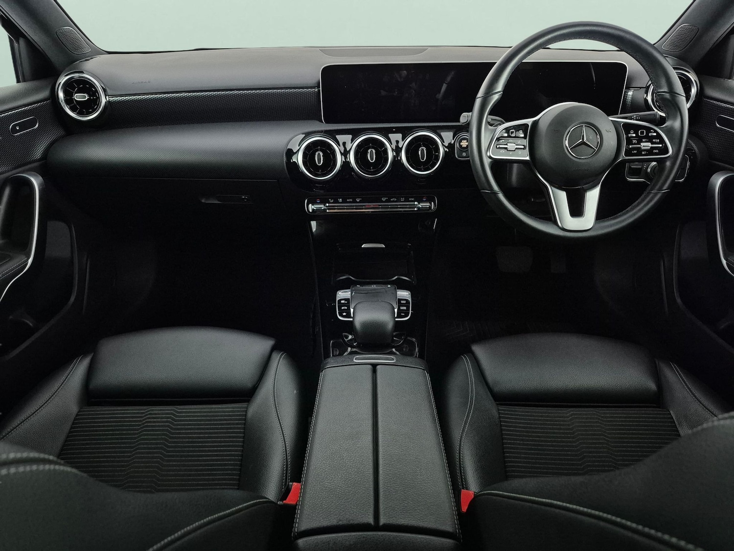 Used Mercedes-Benz A-Class 2018 for sale - 77975826: Photo 7