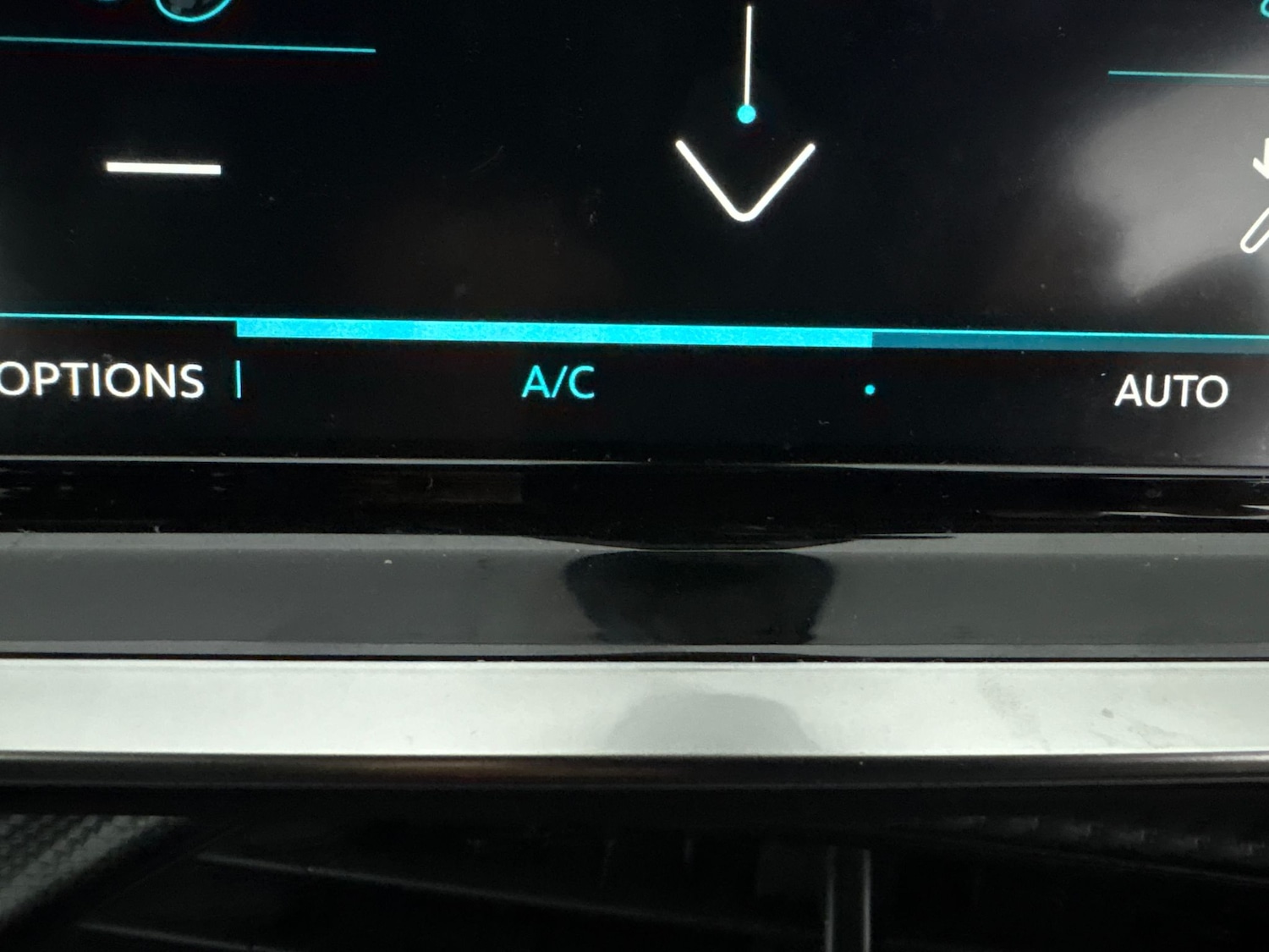 Used Peugeot 2008 2022 for sale - 77025731: Photo 24