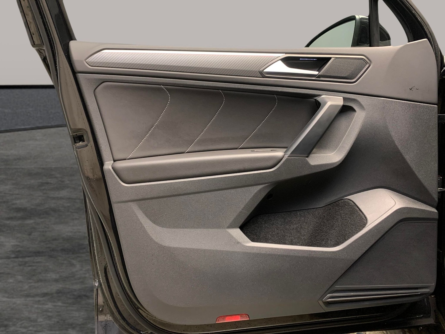 Used Volkswagen Tiguan 2023 for sale - 77274307: Photo 21