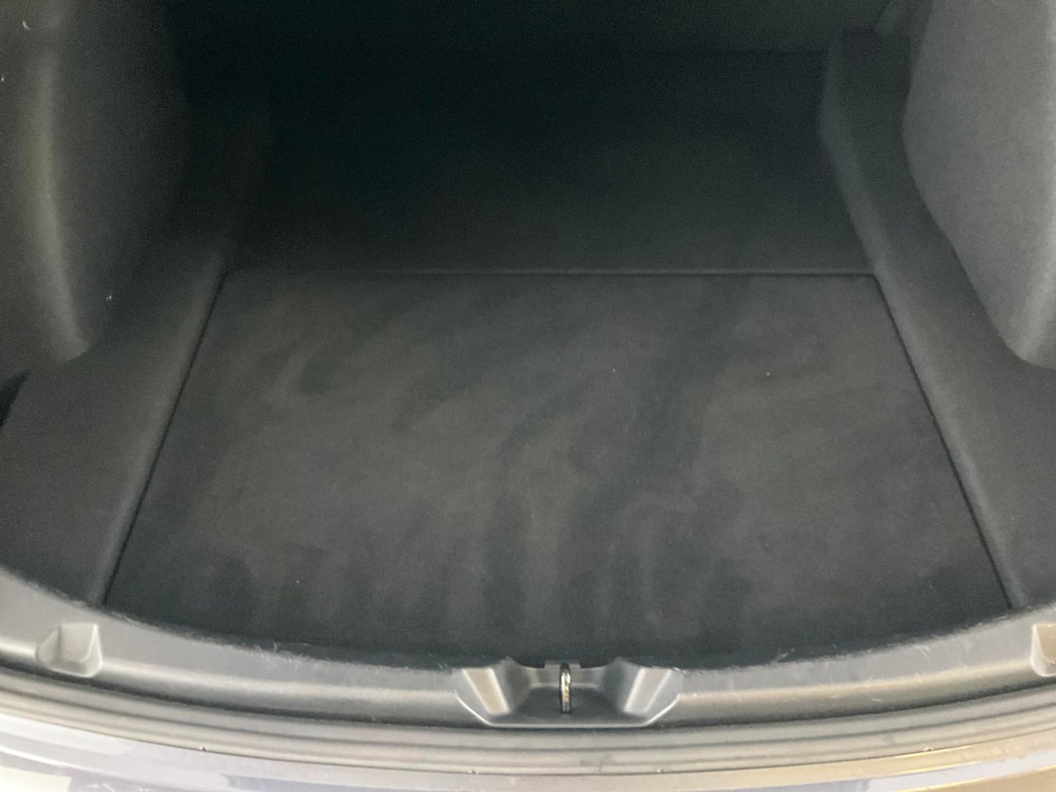 Used Tesla Model 3 2021 for sale - 76353476: Photo 46